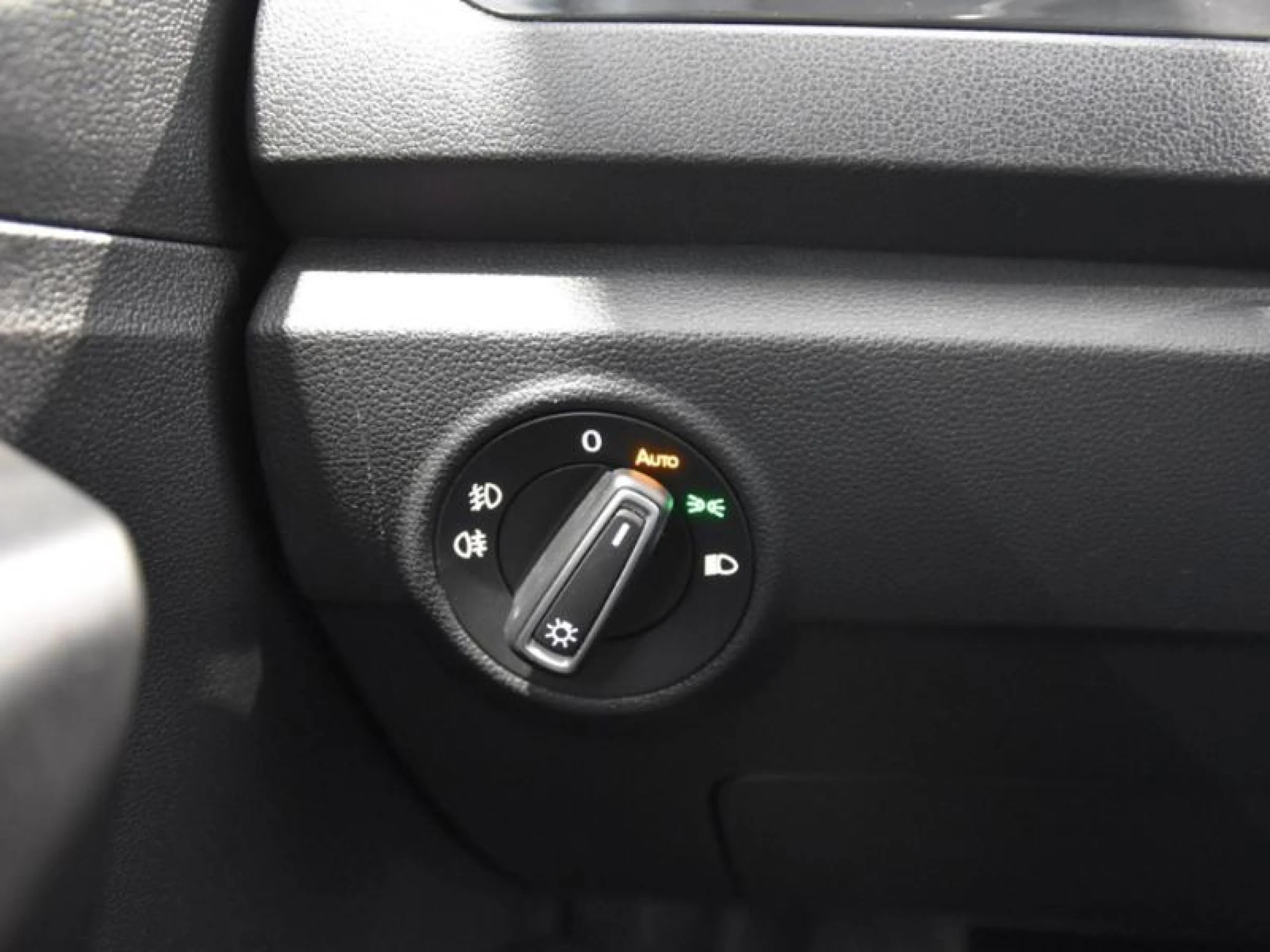 VOLKSWAGEN T ROC SPORT 2.0 TDI 110KW (150CV) 4 MOTION DSG - Foto 18