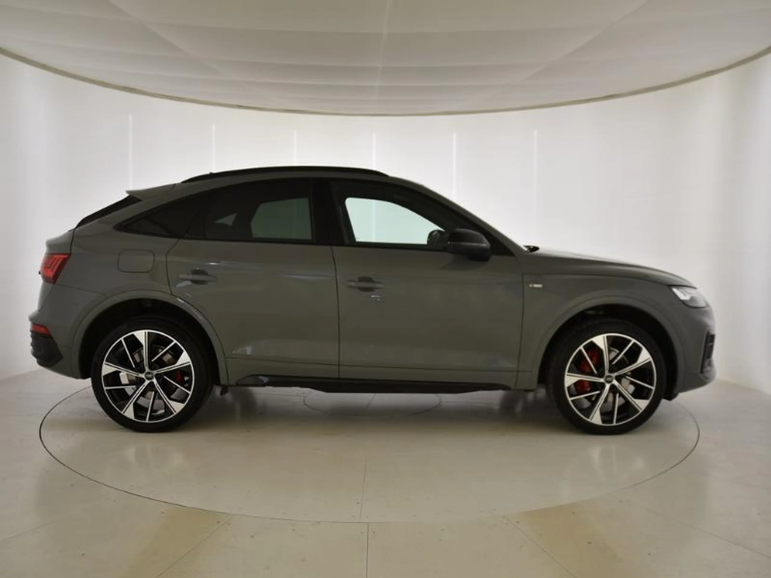 AUDI Q5 SPORTBACK BLACK LINE 40 TDI 150KW QUATTRO ULTRA - Foto 3