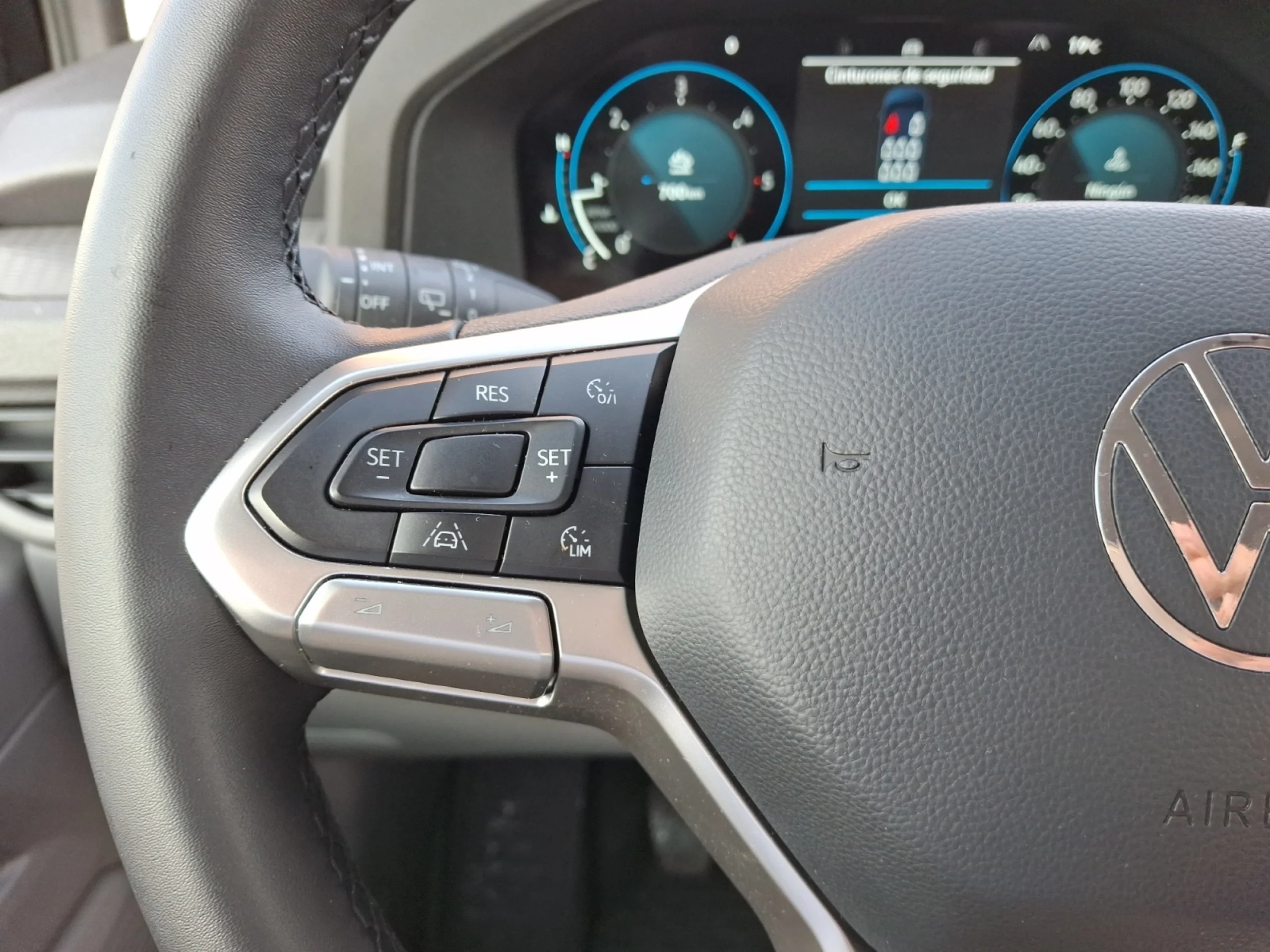 VW COMERCIALES CARAVELLE CARAVELLE   CARAVELLE  BATALLA CORTA  2.0 TDI 110 KW (150 CV) 6 VEL. - Foto 9