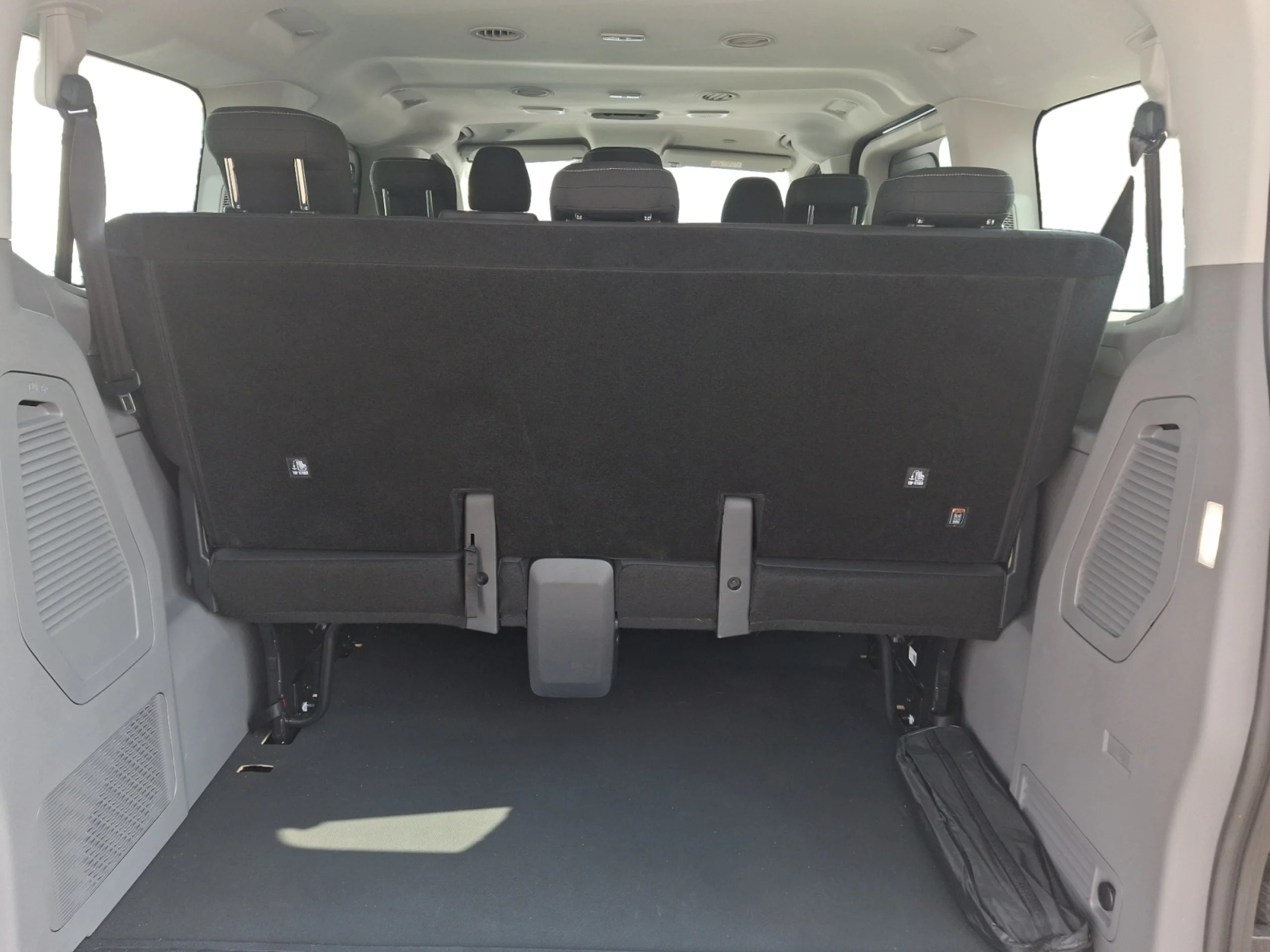 VW COMERCIALES CARAVELLE CARAVELLE   CARAVELLE  BATALLA CORTA  2.0 TDI 110 KW (150 CV) 6 VEL. - Foto 12