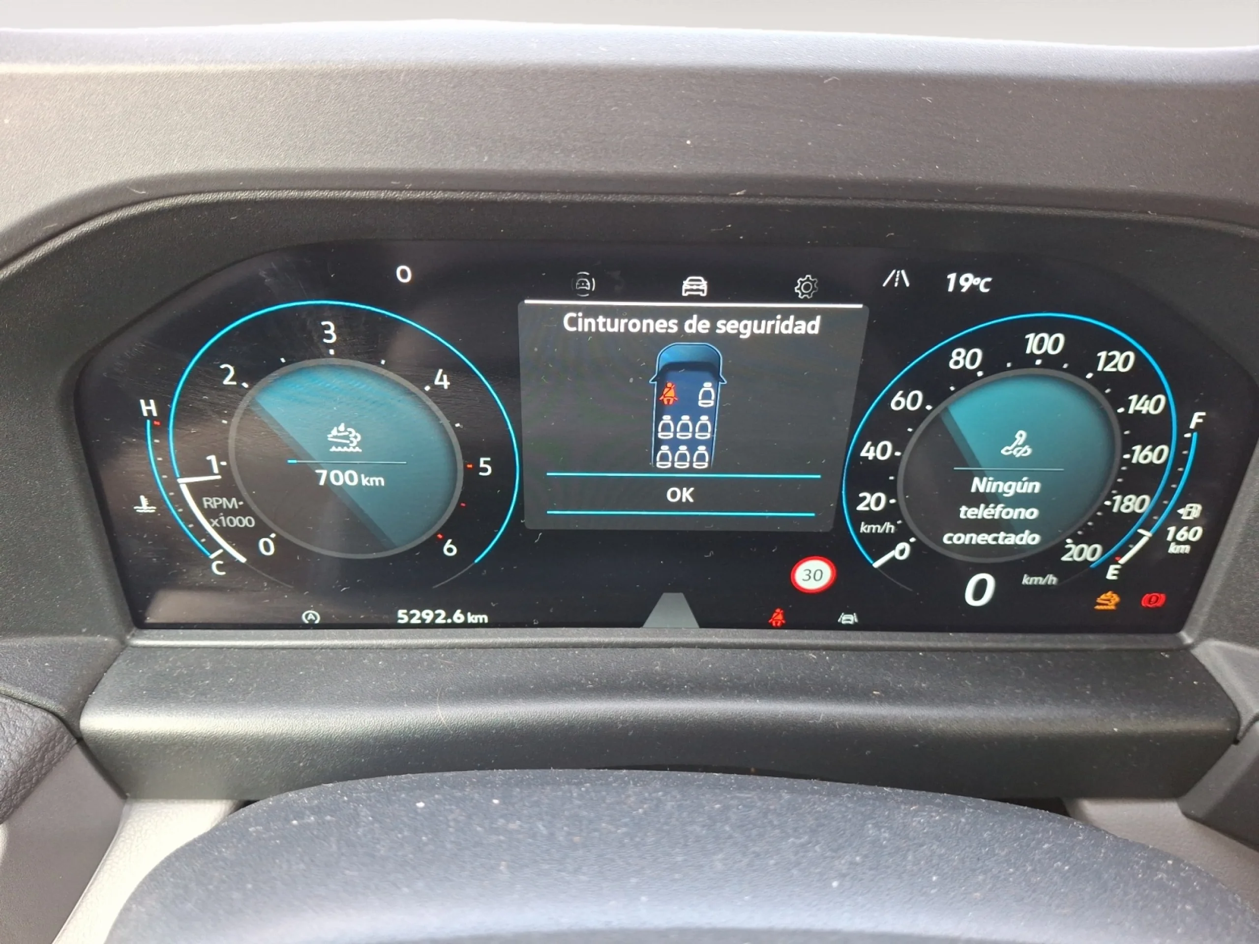 VW COMERCIALES CARAVELLE CARAVELLE   CARAVELLE  BATALLA CORTA  2.0 TDI 110 KW (150 CV) 6 VEL. - Foto 14