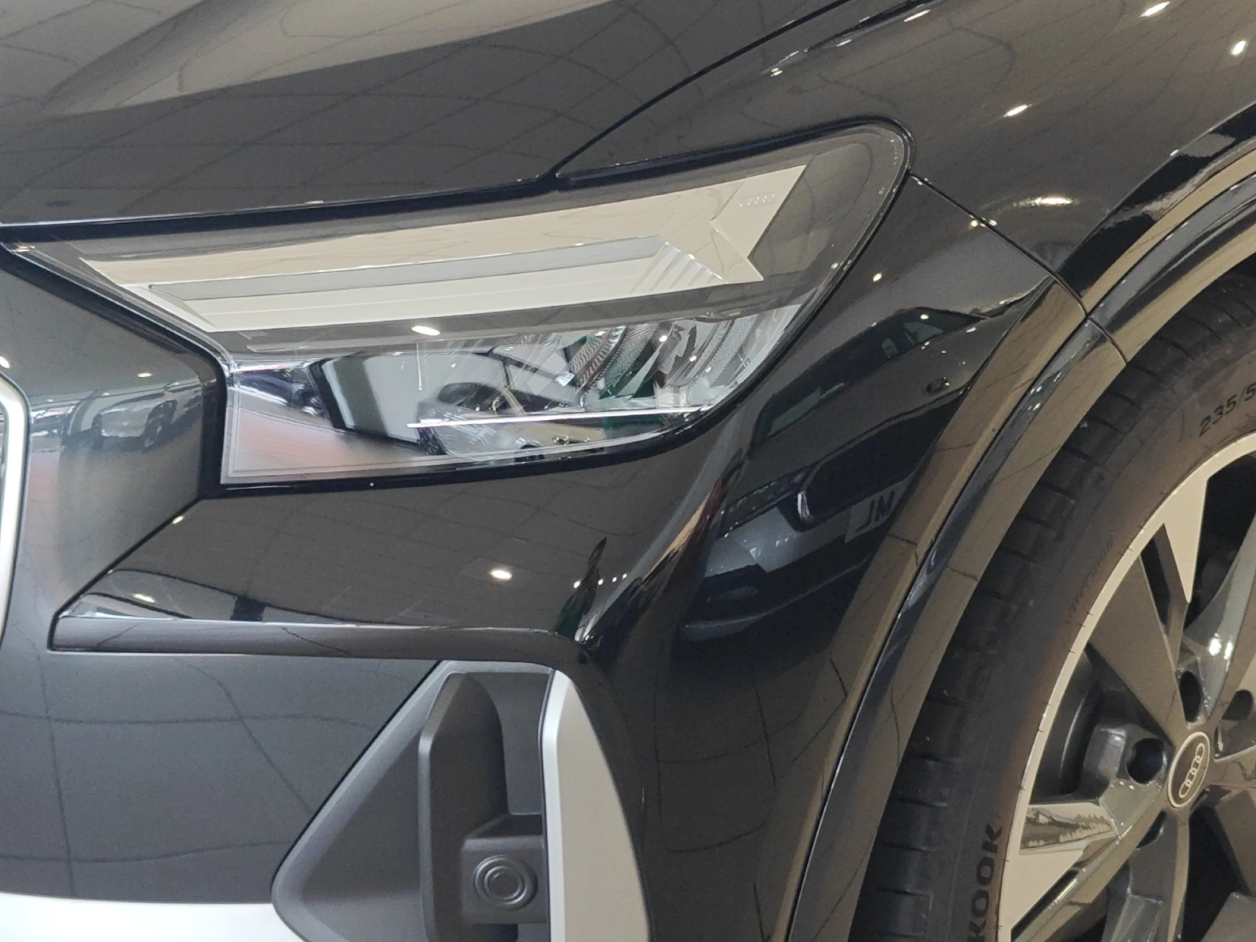 AUDI Q4 SPORTBACK E TRON GENUINE EDITION 45 E TRON 210KW 82KWH - Foto 5