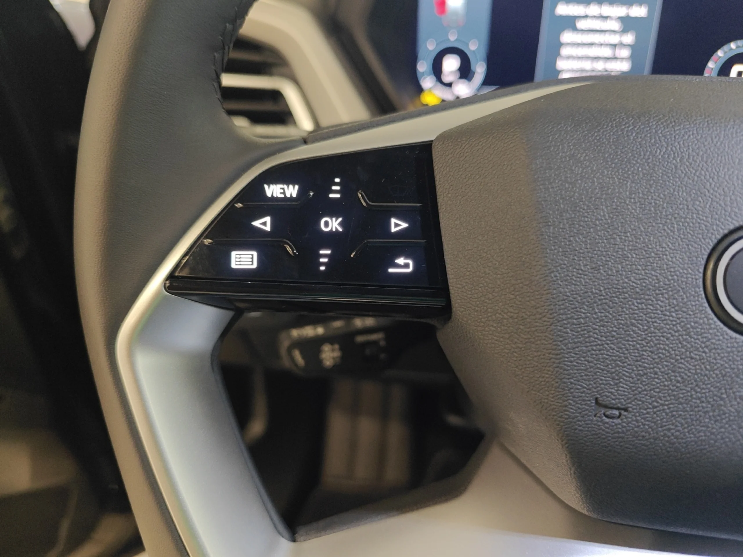 AUDI Q4 SPORTBACK E TRON GENUINE EDITION 45 E TRON 210KW 82KWH - Foto 14