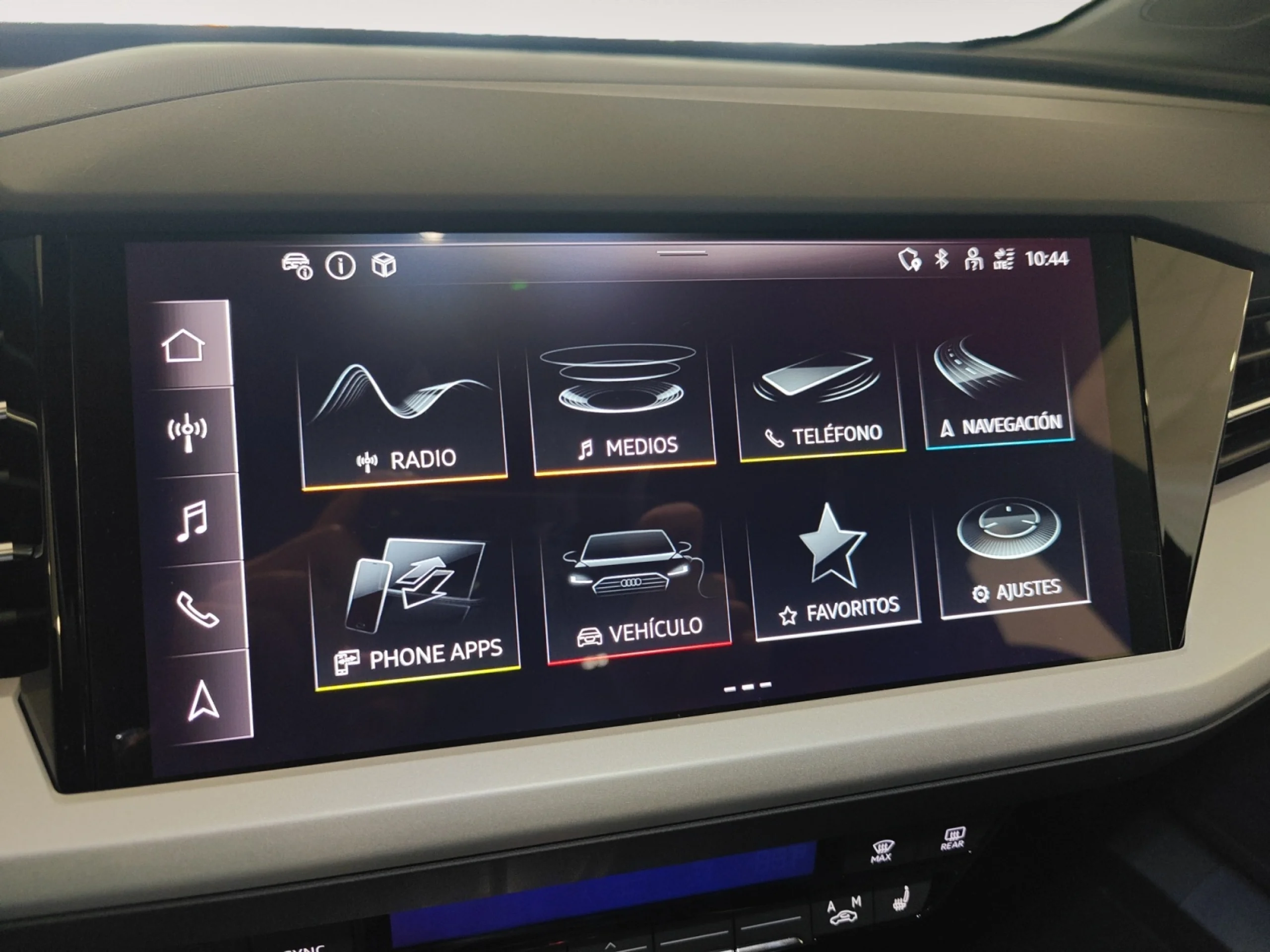 AUDI Q4 SPORTBACK E TRON GENUINE EDITION 45 E TRON 210KW 82KWH - Foto 17