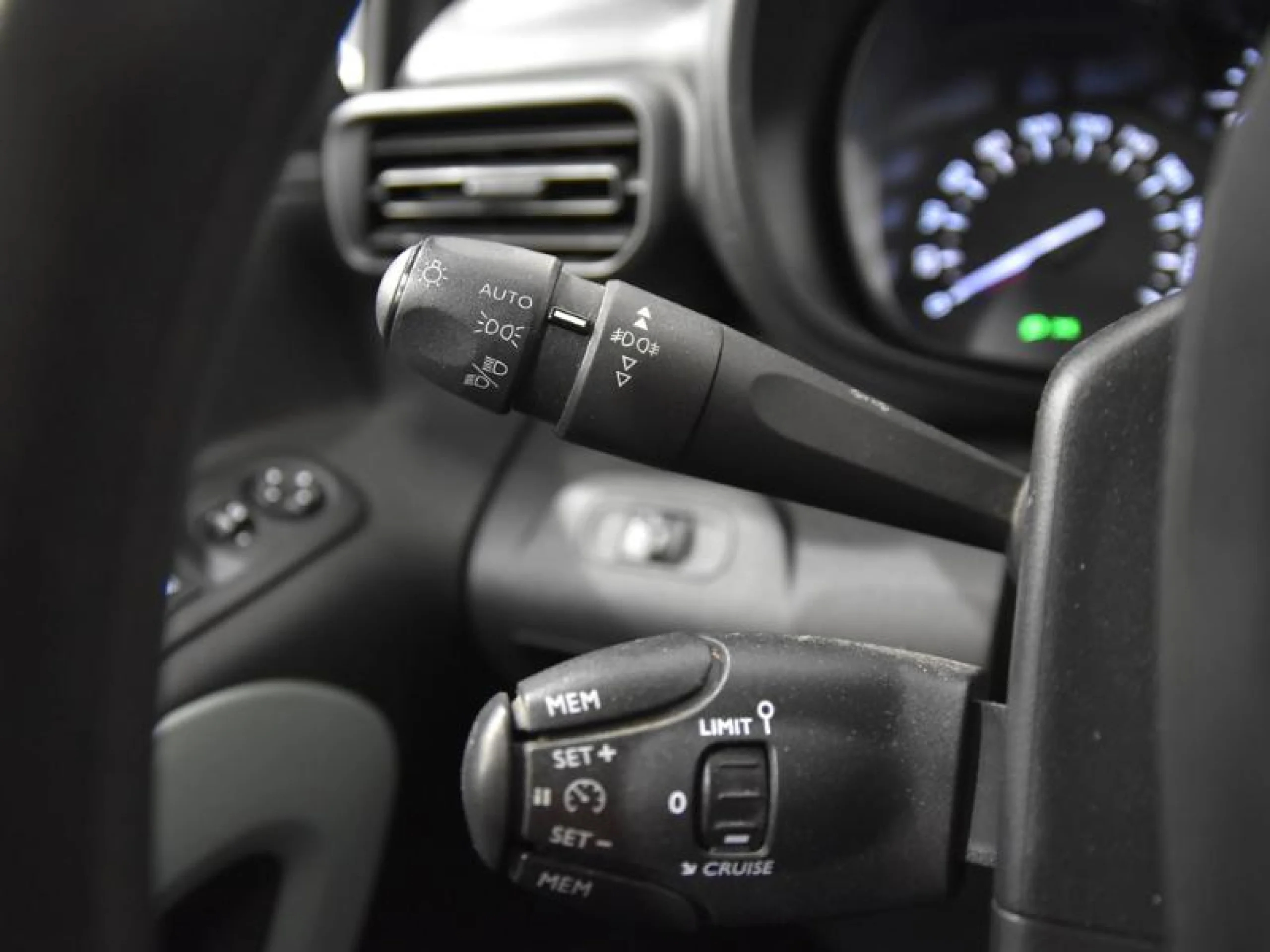 CITROEN BERLINGO TALLA XL BLUEHDI 130 S&S 6V FEEL PACK - Foto 18