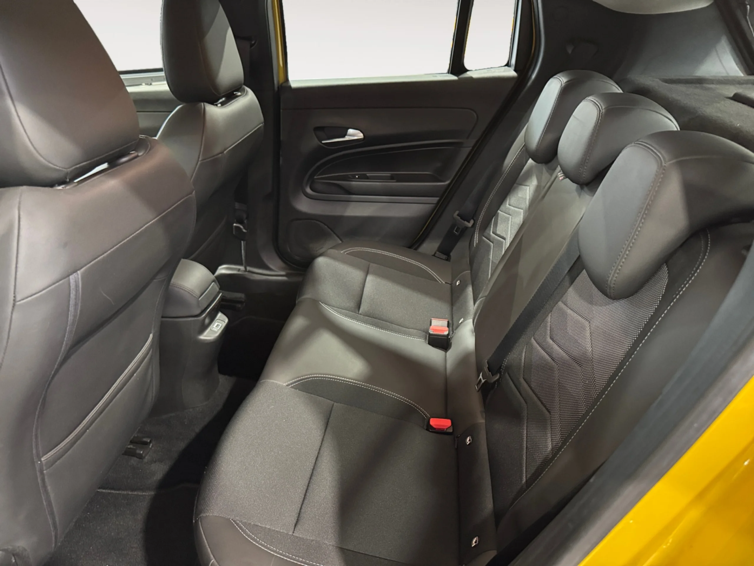 JEEP AVENGER 1.2 G 74KW (100CV) ALTITUDE - Foto 10