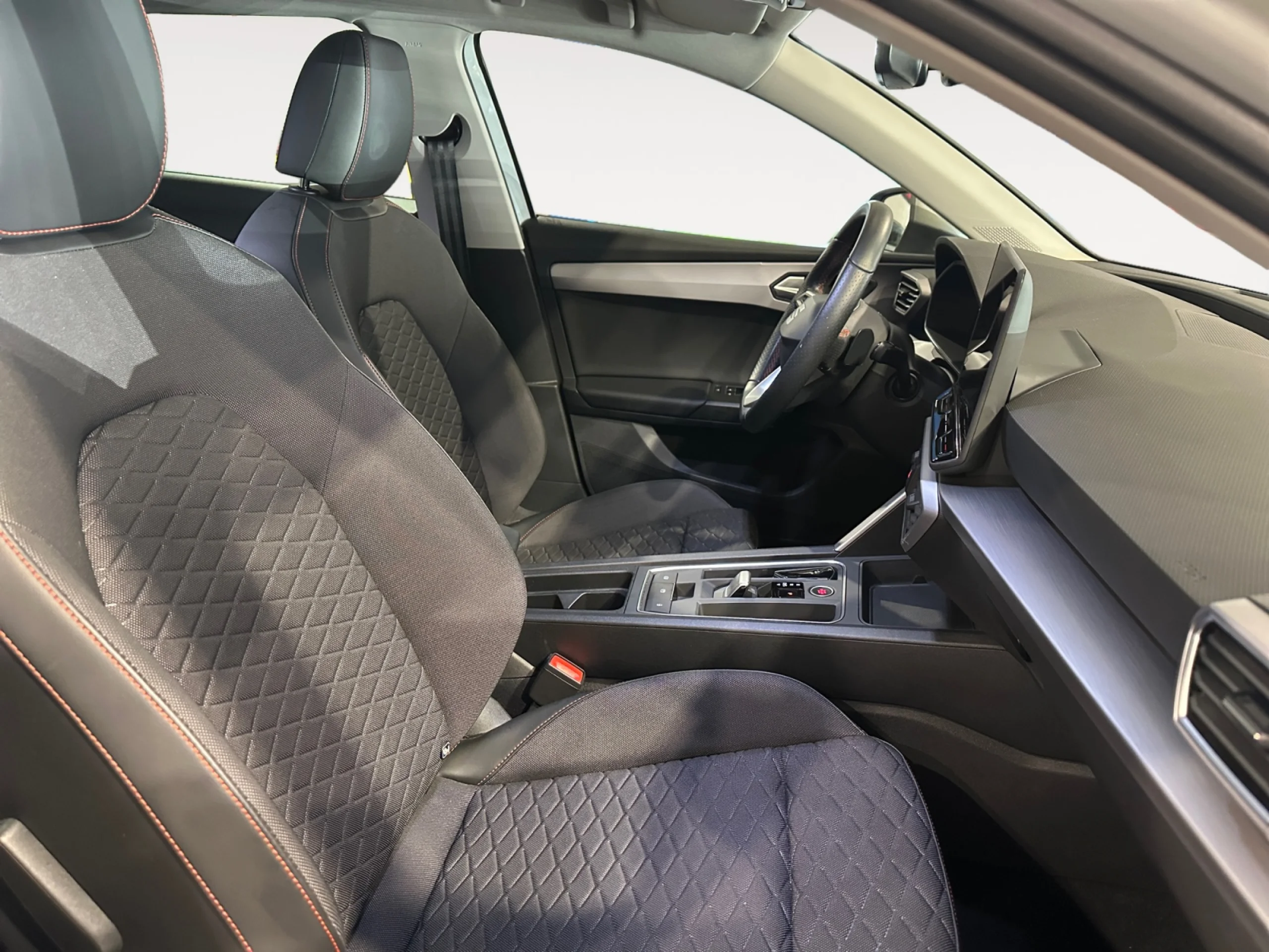 SEAT LEON SP 2.0 TDI 110KW DSG S&S FR XS - Foto 5