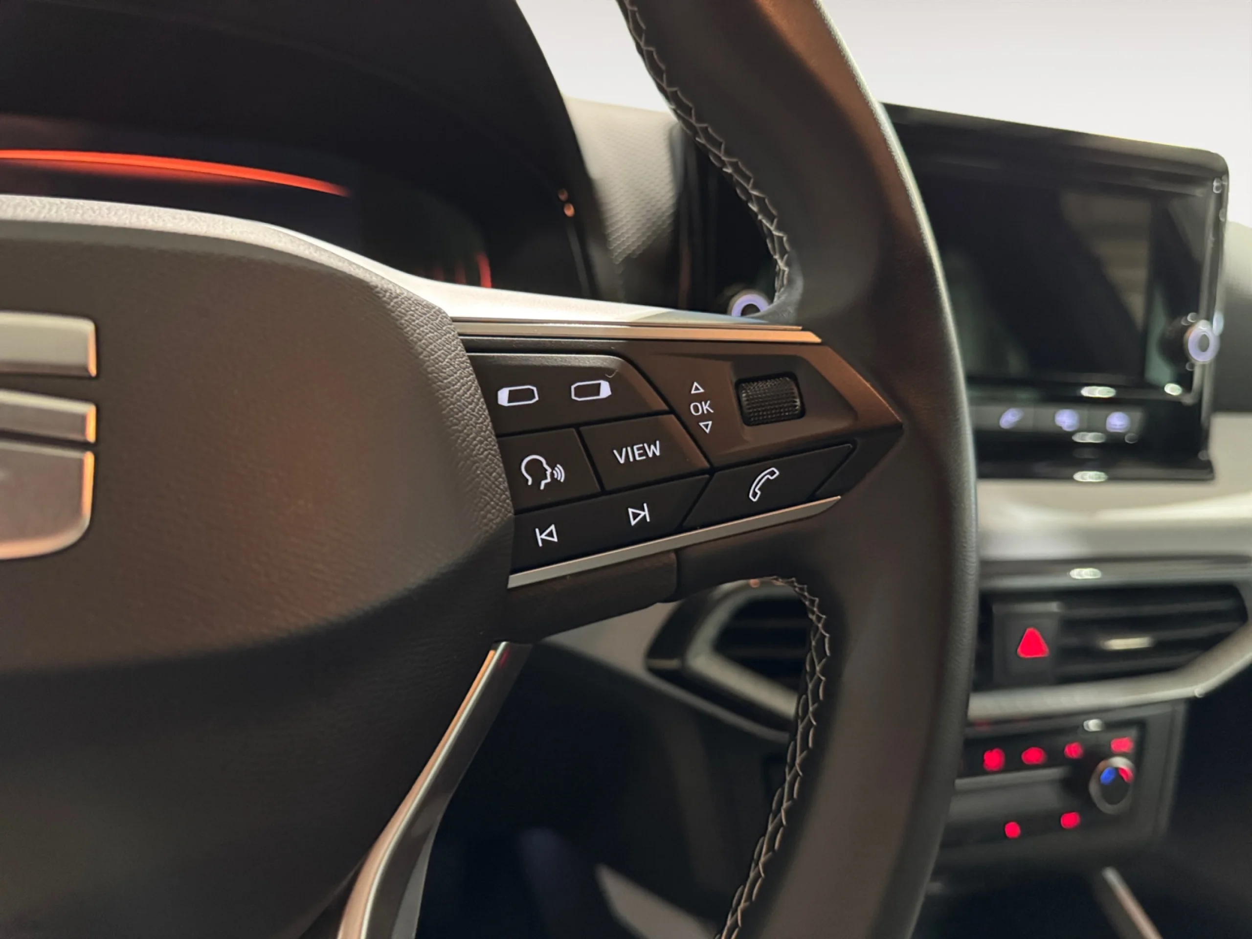 SEAT IBIZA 1.0 TSI 81KW (110CV) SPECIAL EDITION - Foto 12