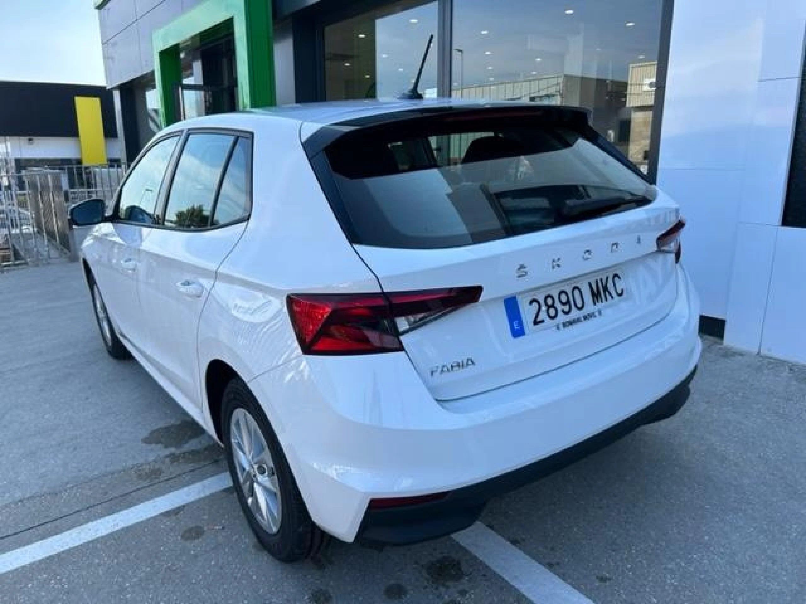 SKODA FABIA 1.0 MPI 59KW (80CV) ACTIVE - Foto 2