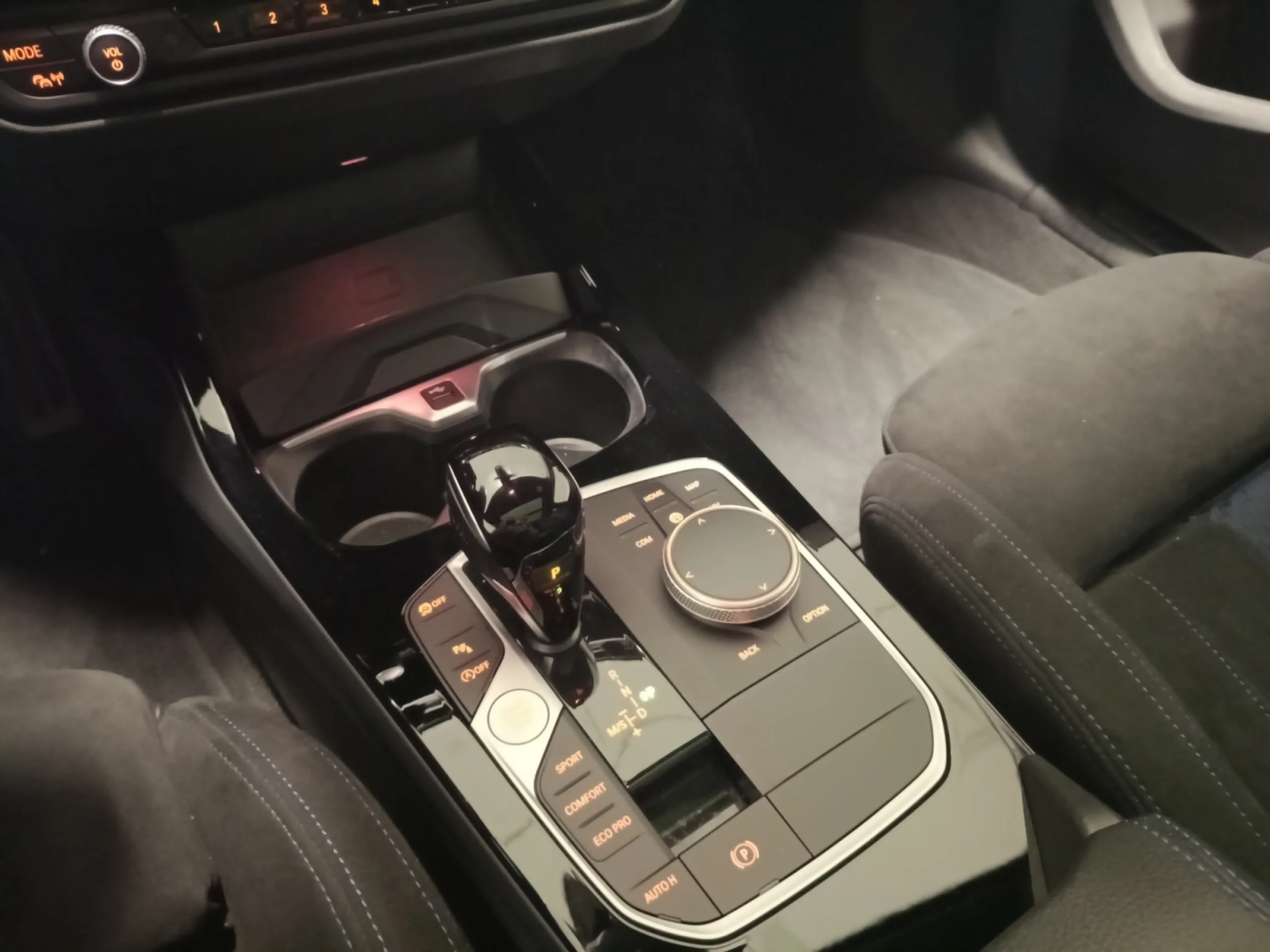 BMW SERIE 1 118I - Foto 15