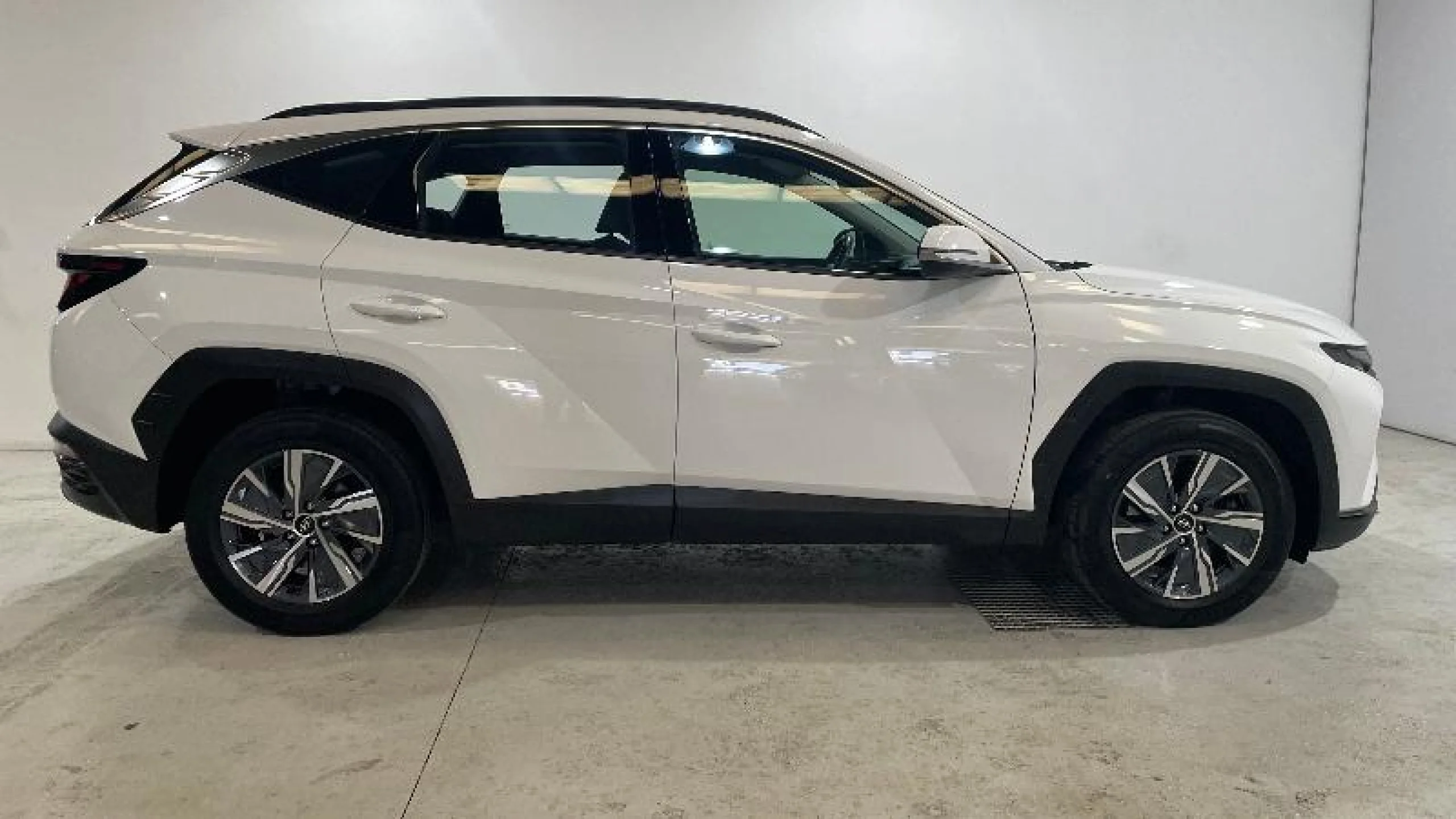 HYUNDAI TUCSON 1.6 CRDI 100KW (136CV) 48V TECNO SKY DCT - Foto 4