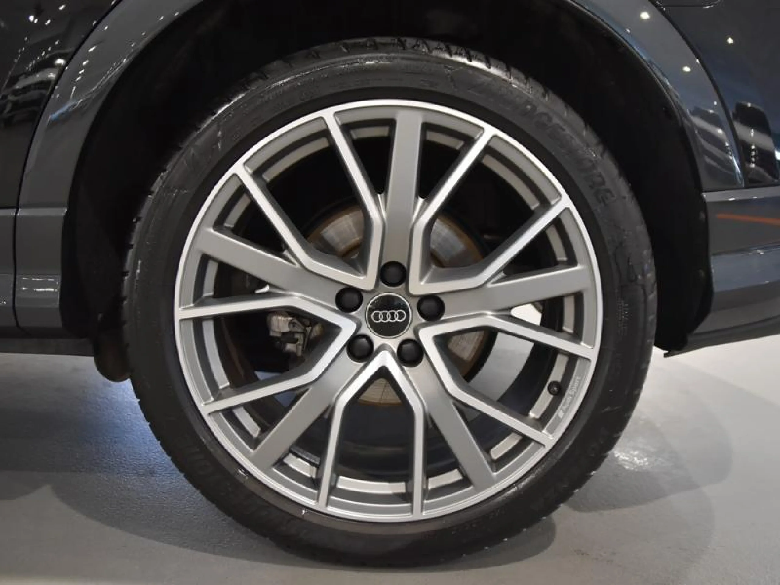 AUDI Q3 BLACK LINE 35 TDI 110KW (150CV) S TRONIC - Foto 8