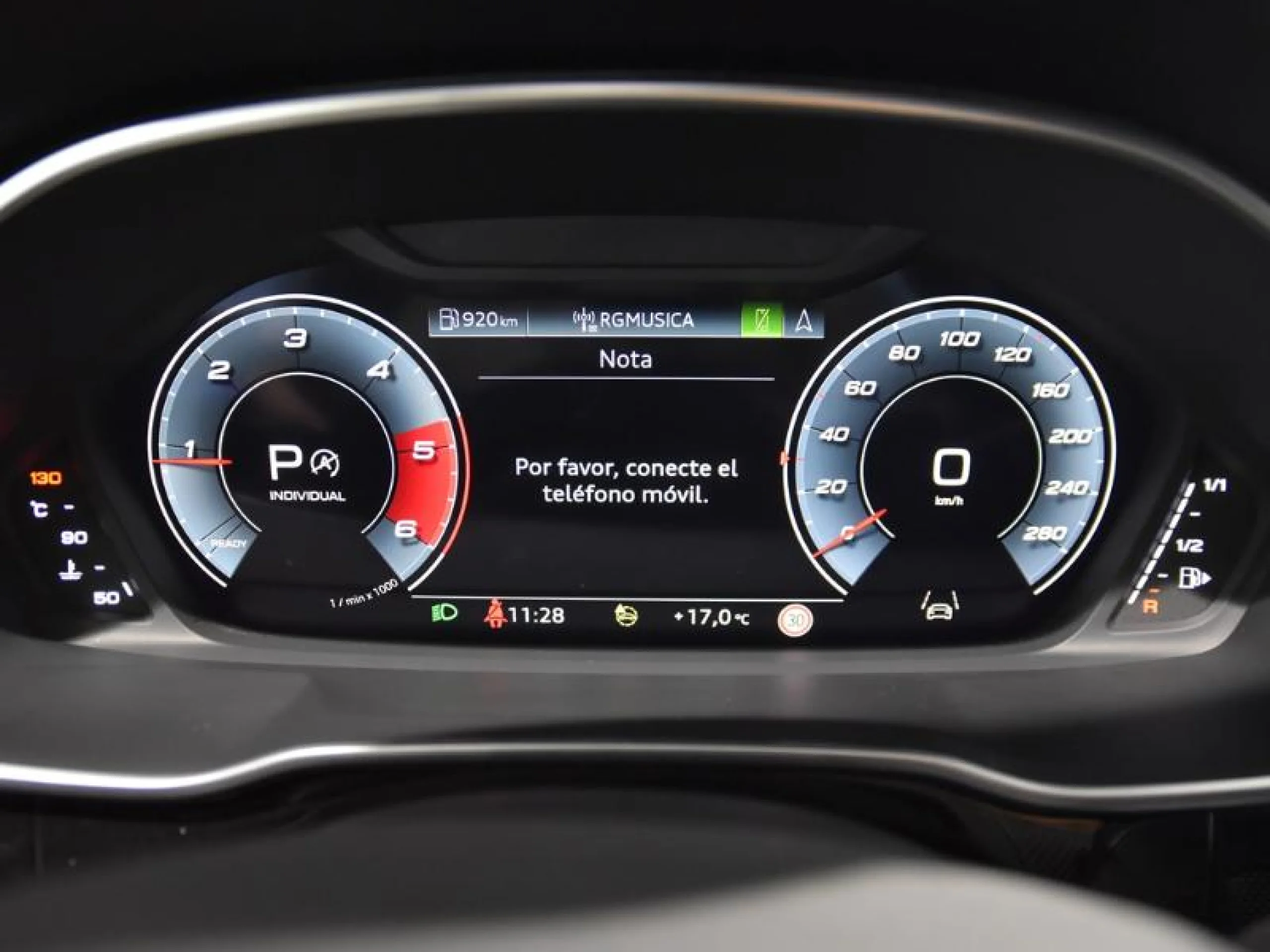 AUDI Q3 BLACK LINE 35 TDI 110KW (150CV) S TRONIC - Foto 18