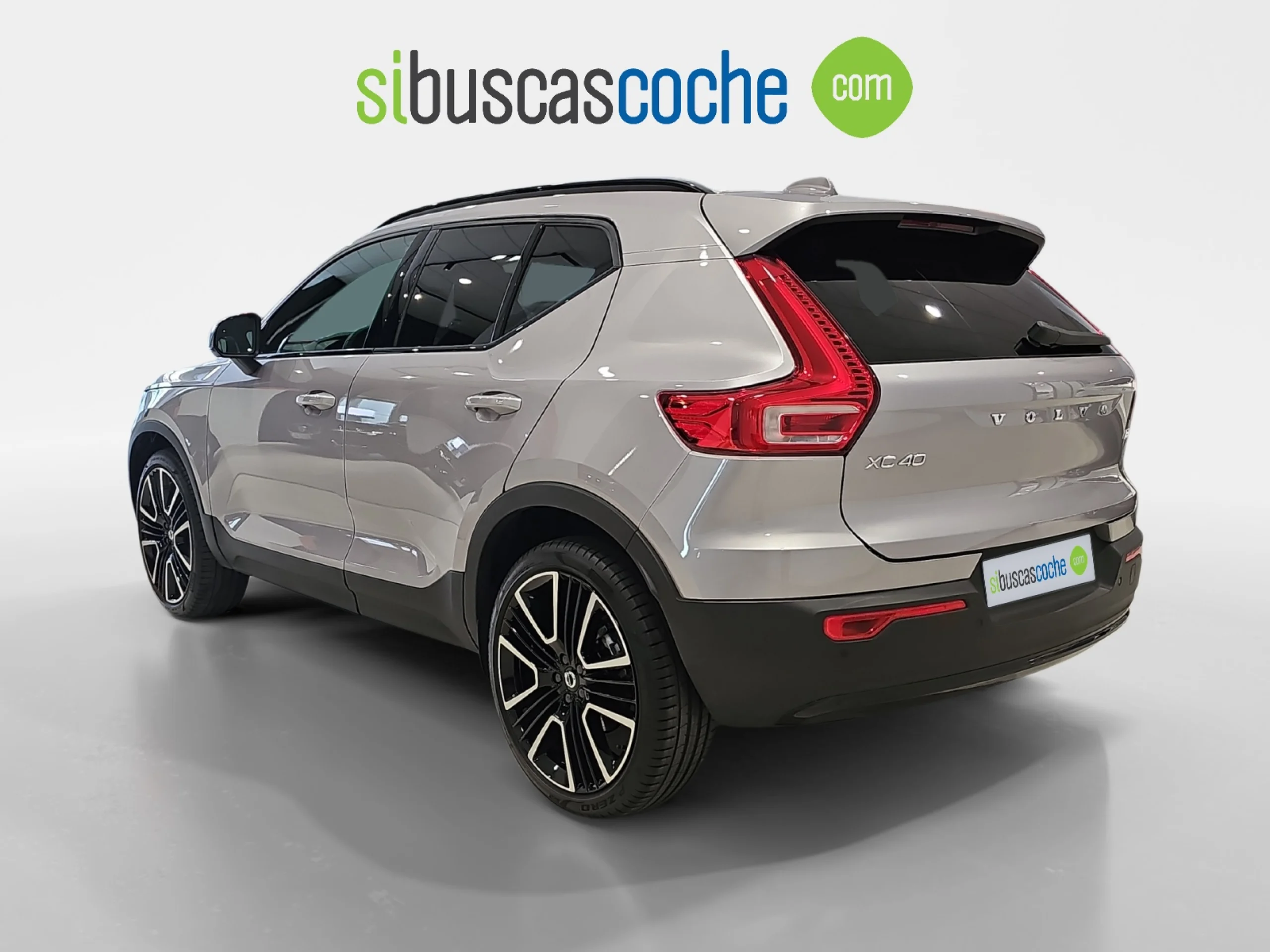 VOLVO XC40 2.0 B3 G PLUS DARK AUTO - Foto 2
