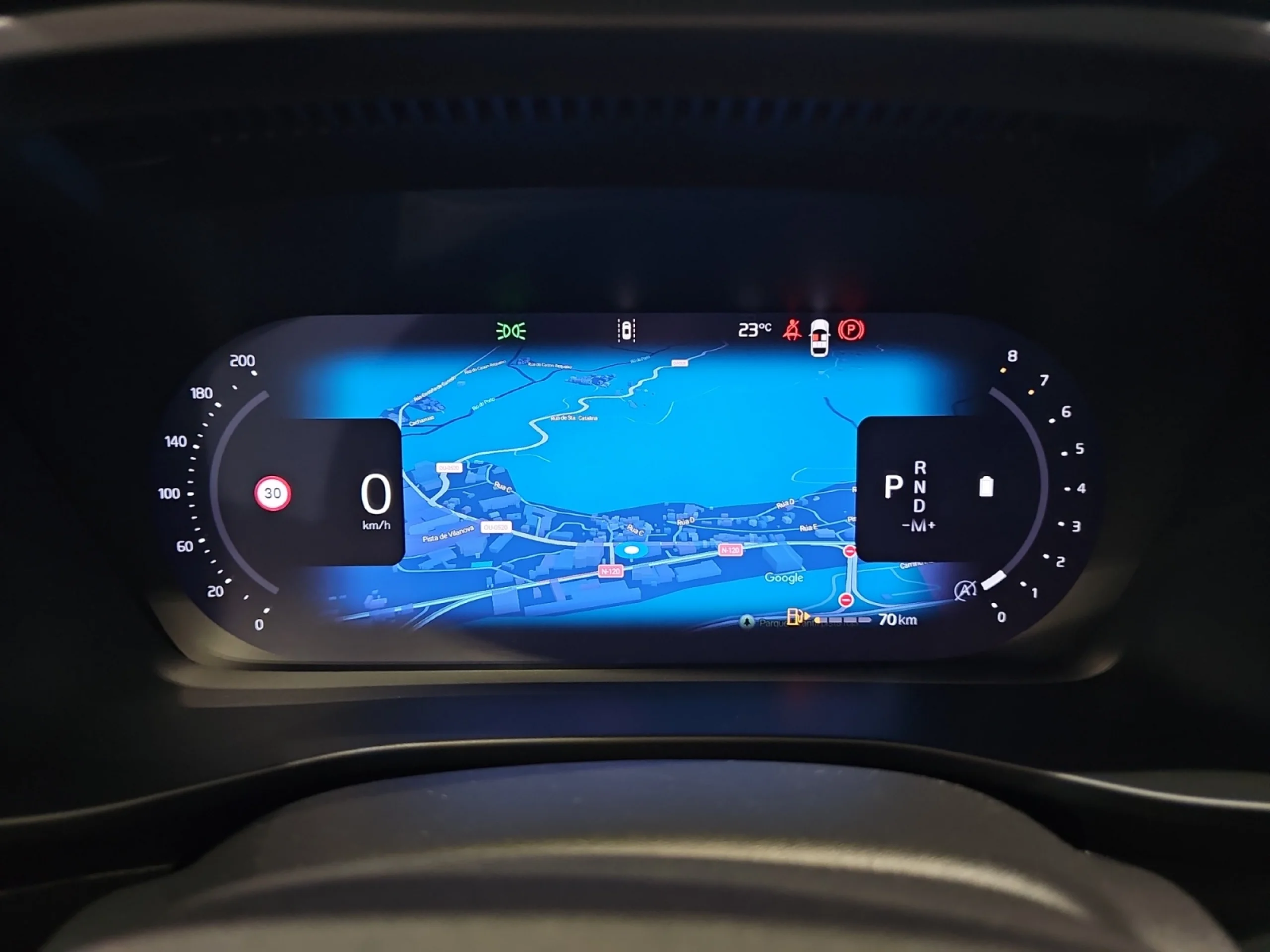 VOLVO XC40 2.0 B3 G PLUS DARK AUTO - Foto 7