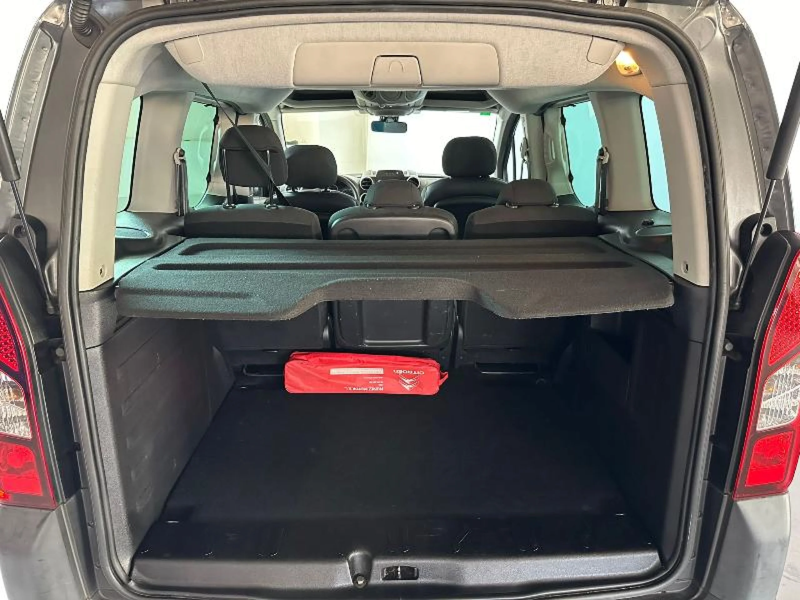 CITROEN BERLINGO MULTISPACE FEEL BLUEHDI 100 - Foto 14