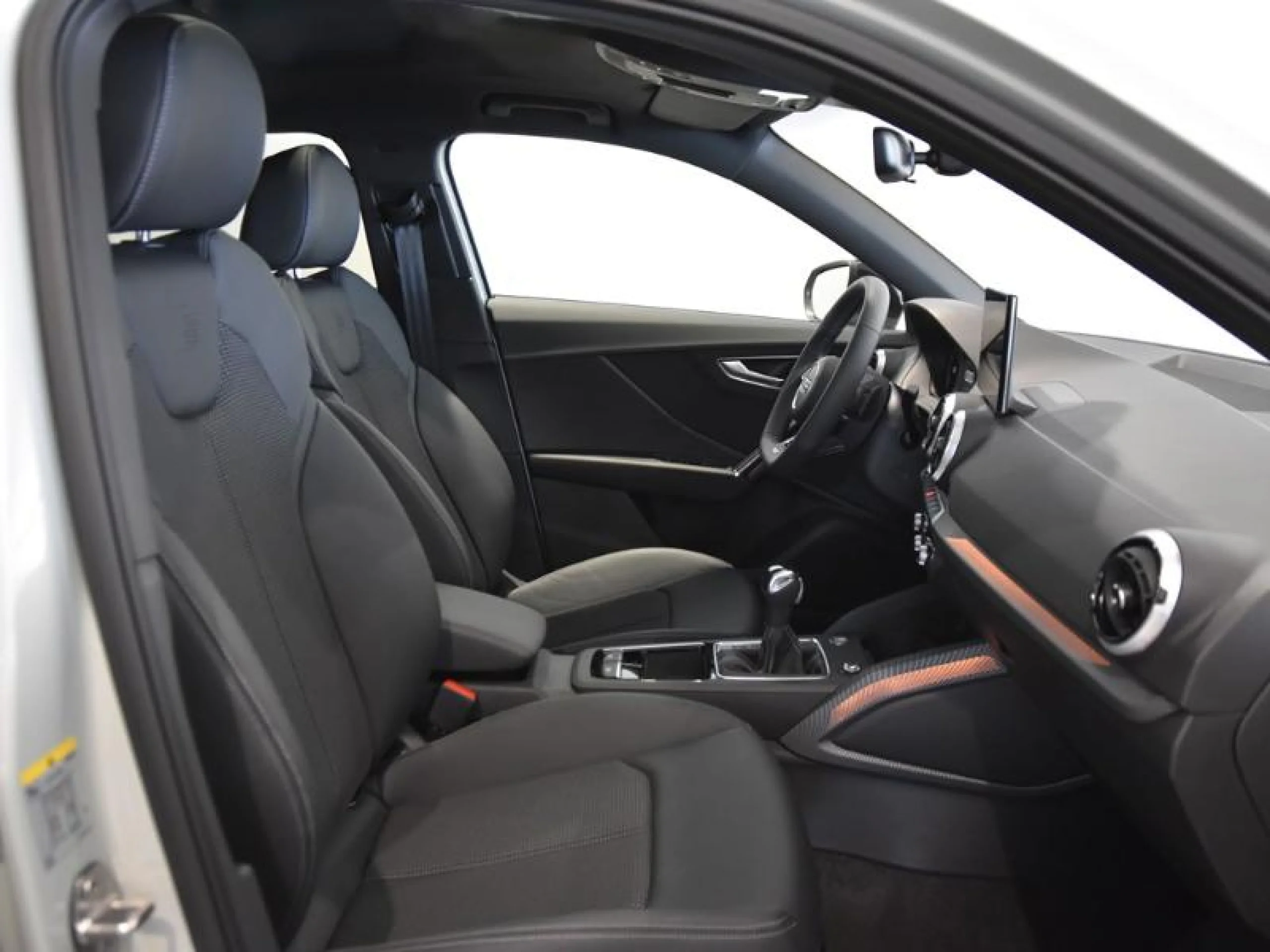 AUDI Q2 ADRENALIN BLACK E 35 TFSI 110KW S TRONIC - Foto 6