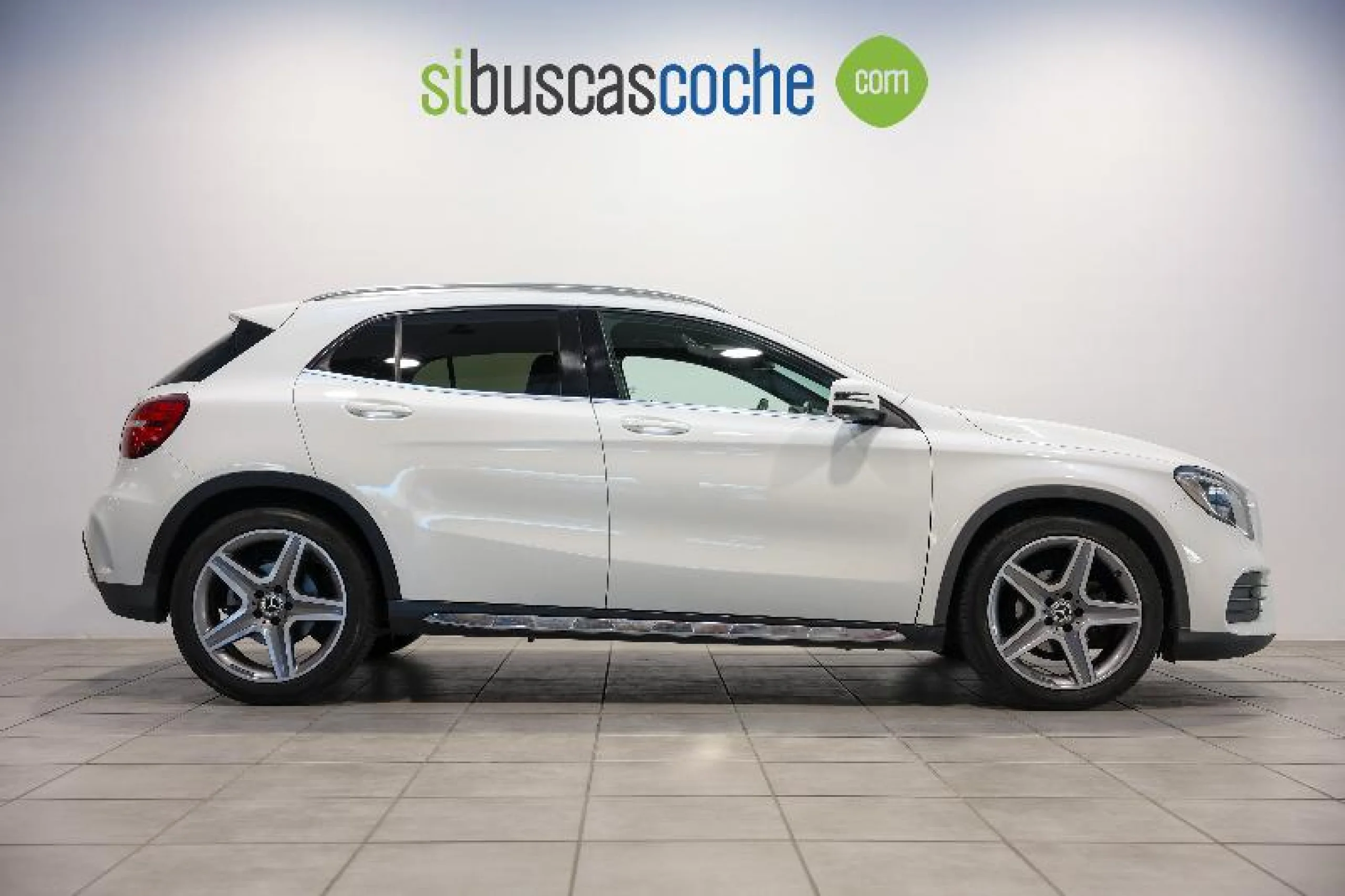 MERCEDES-BENZ GLA GLA 200 D - Foto 3