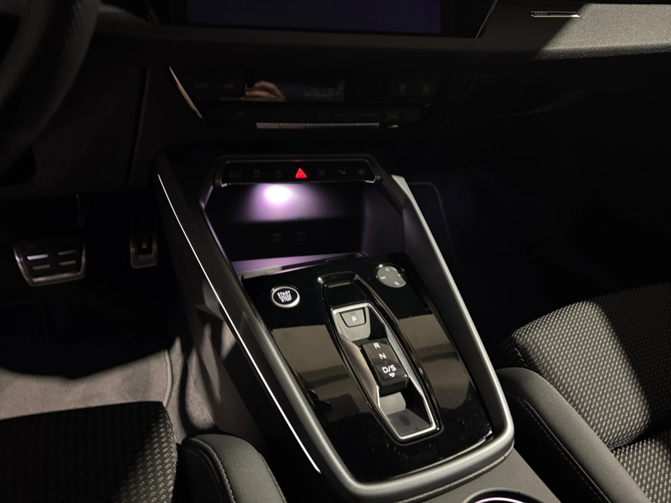 AUDI A3 SEDAN S LINE 35 TDI 110KW S TRONIC - Foto 14