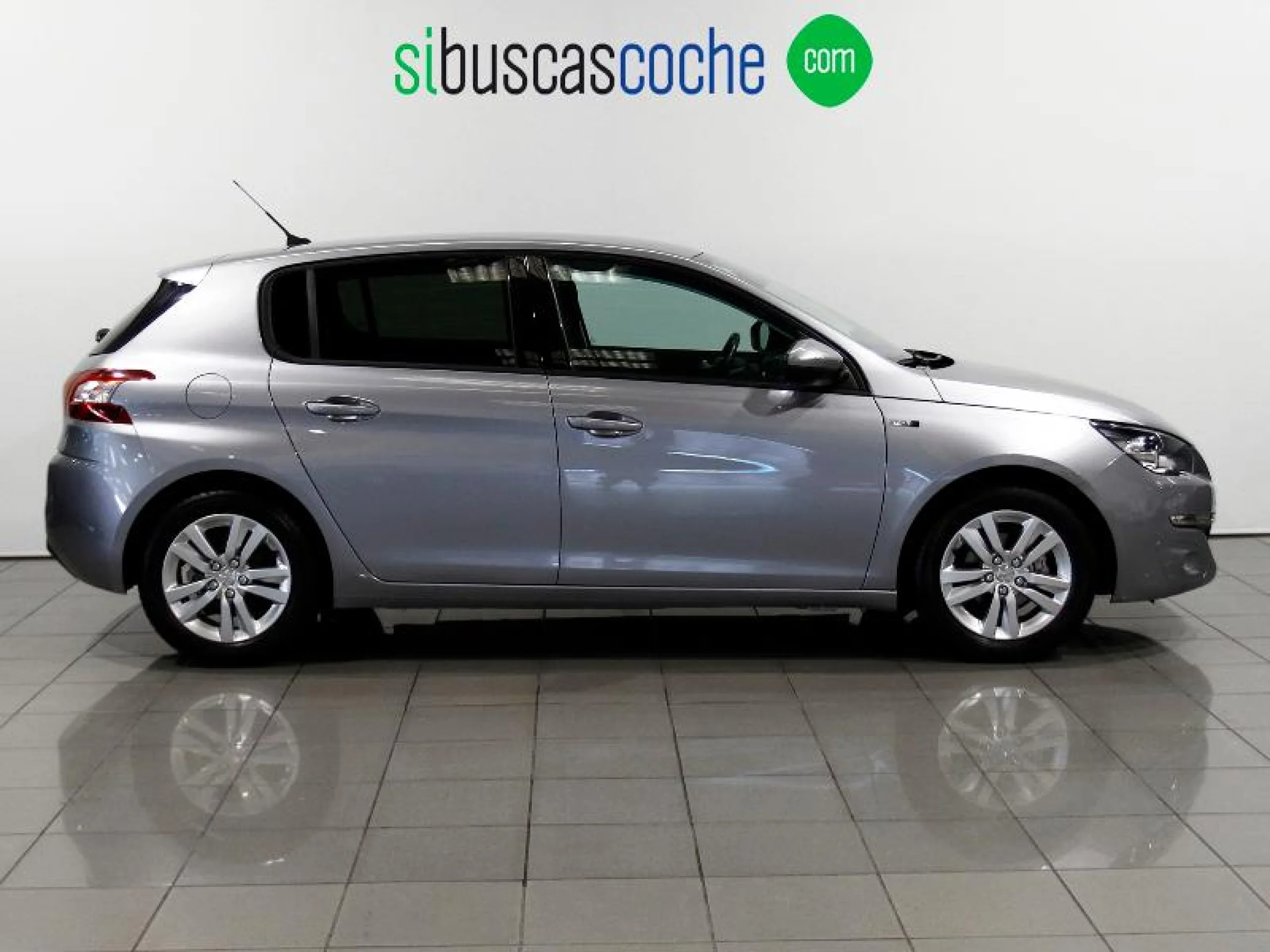 PEUGEOT 308 5P STYLE 1.2 PURETECH 81KW (110CV) S&S - Foto 2