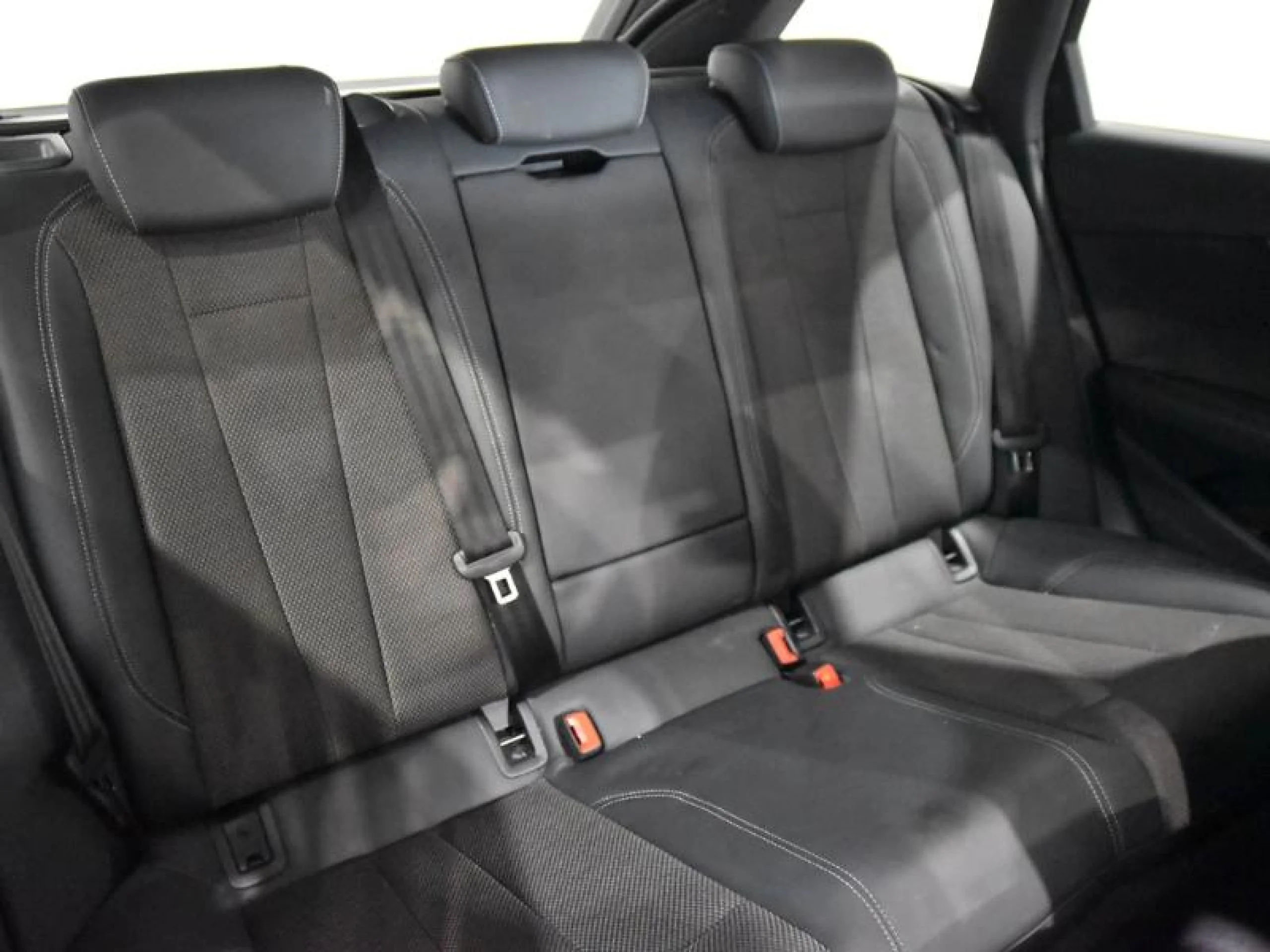 AUDI A4 AVANT S LINE 35 TDI 120KW S TRONIC - Foto 5