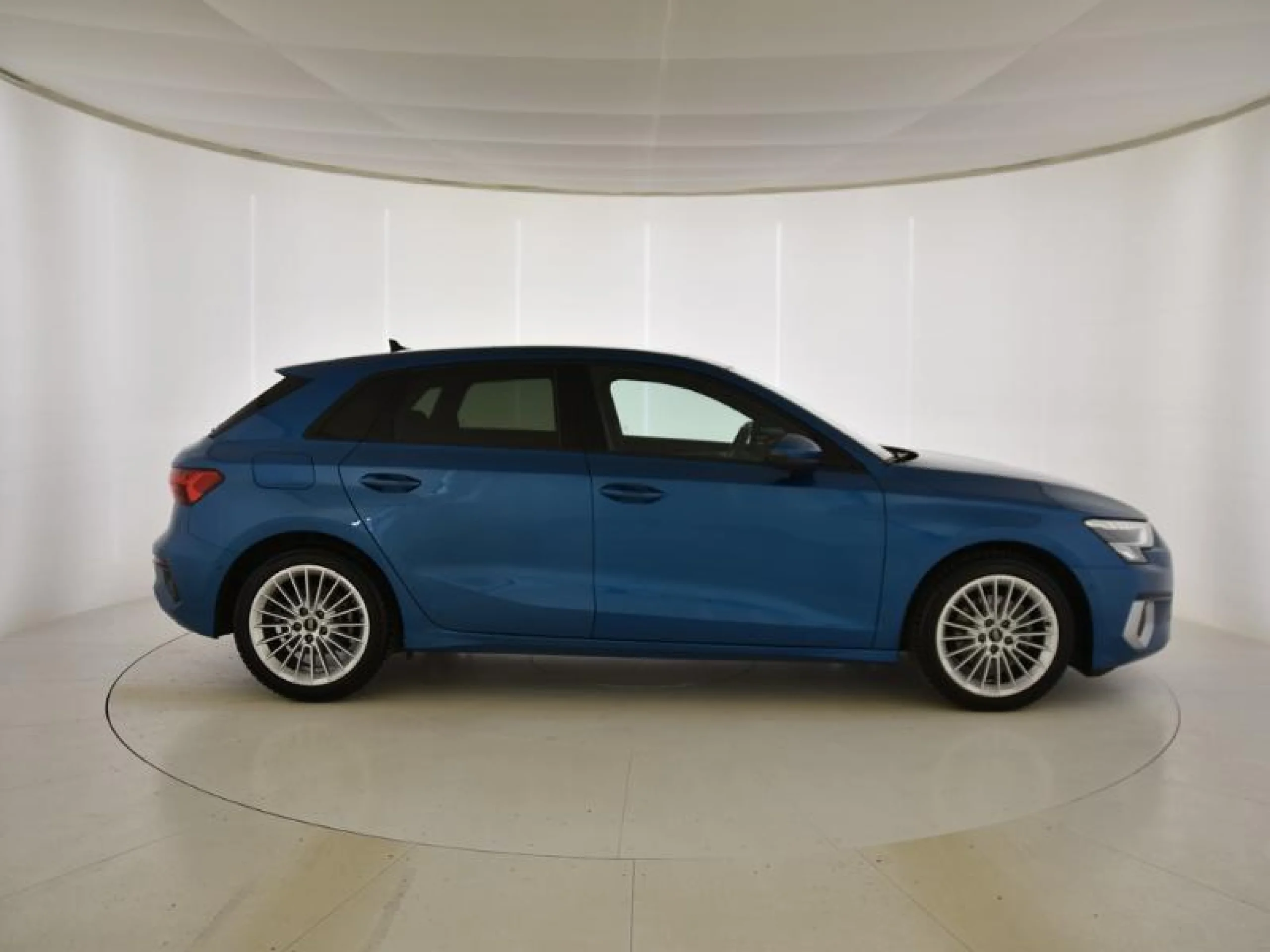 AUDI A3 SPORTBACK ADVANCED 35 TFSI 110KW (150CV) - Foto 3