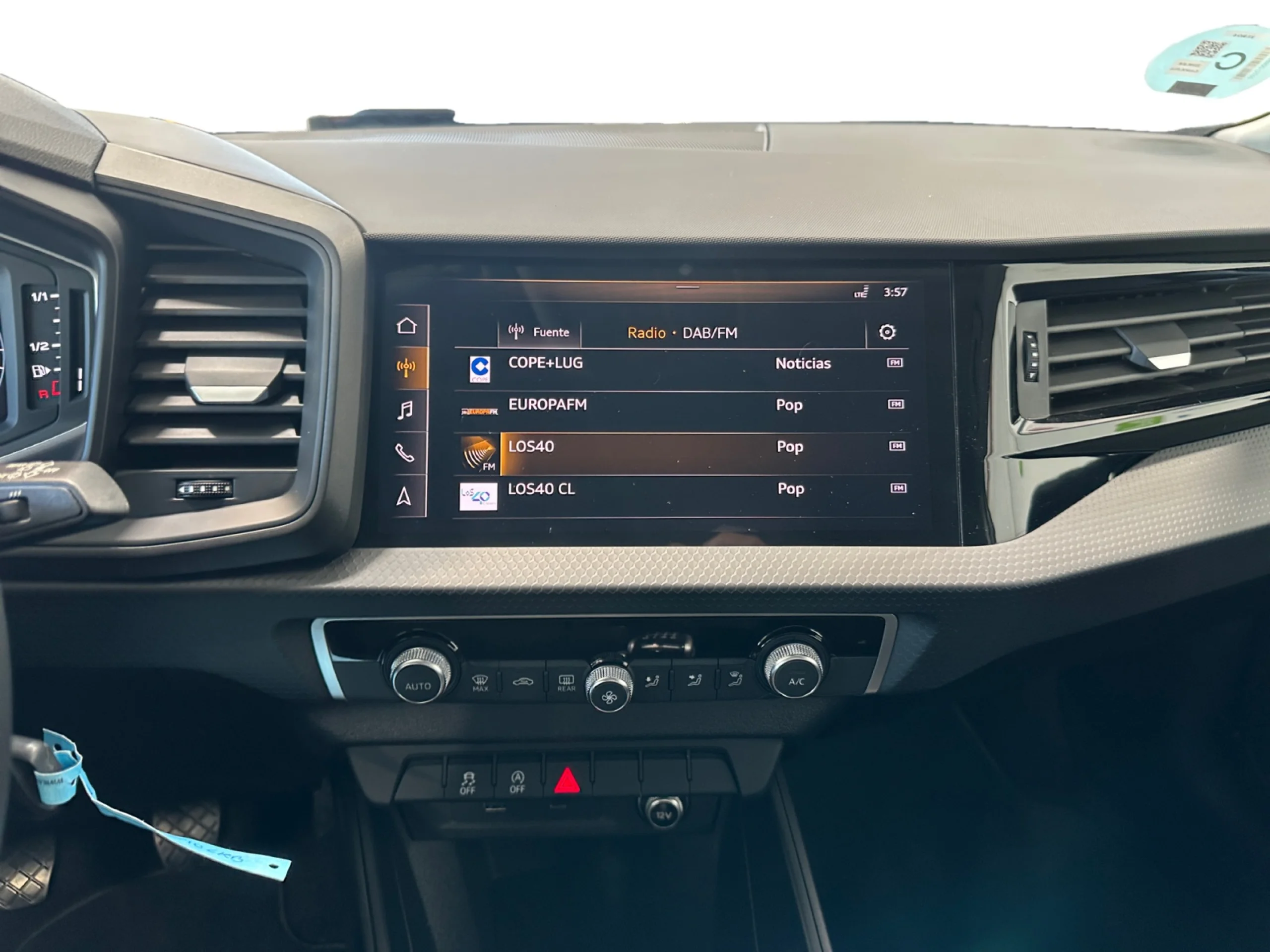 AUDI A1 SPORTBACK S LINE 30 TFSI 85KW (116CV) - Foto 9