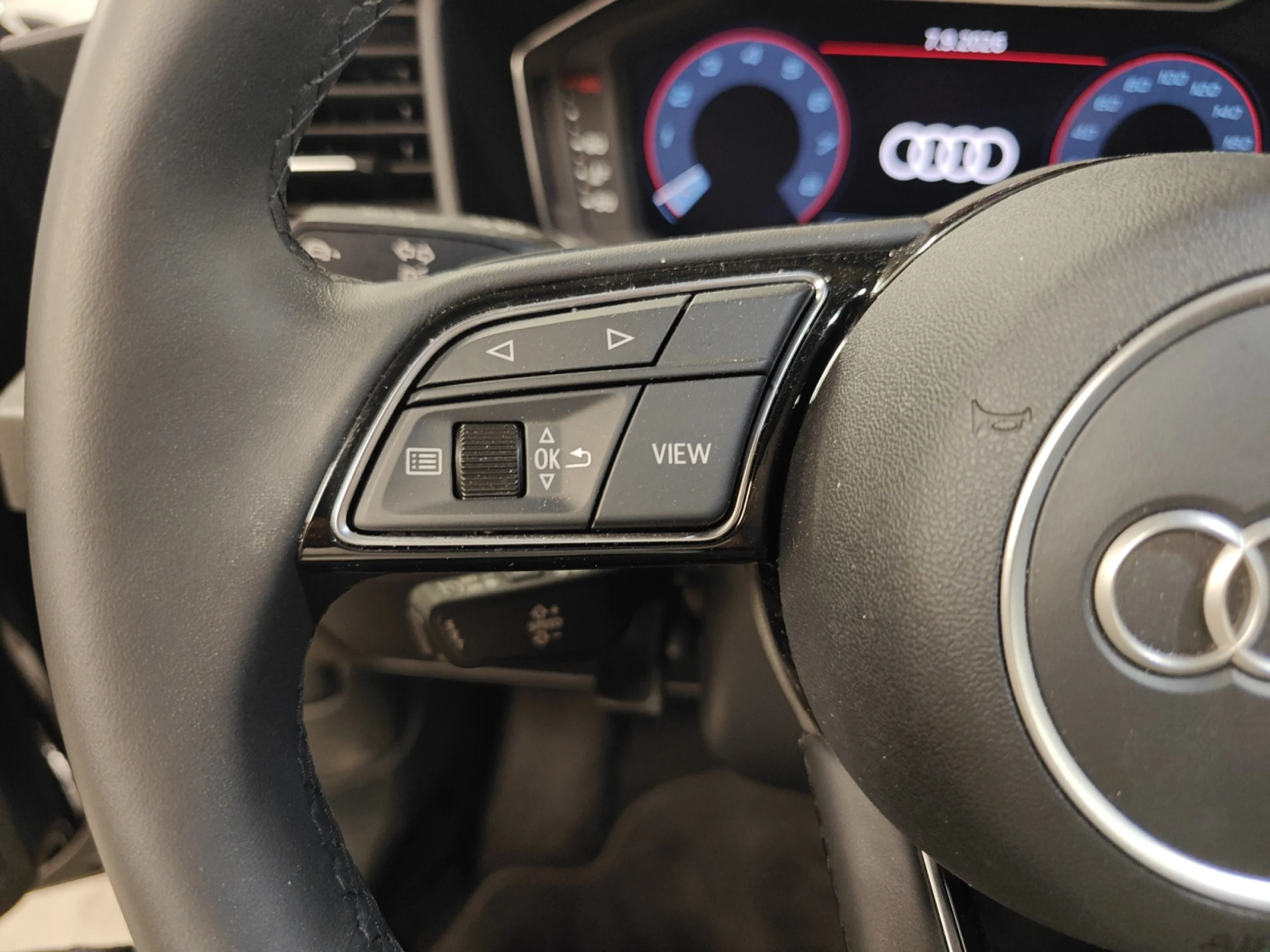 AUDI A1 SPORTBACK ADRENALIN 30 TFSI 85KW S TRON - Foto 11