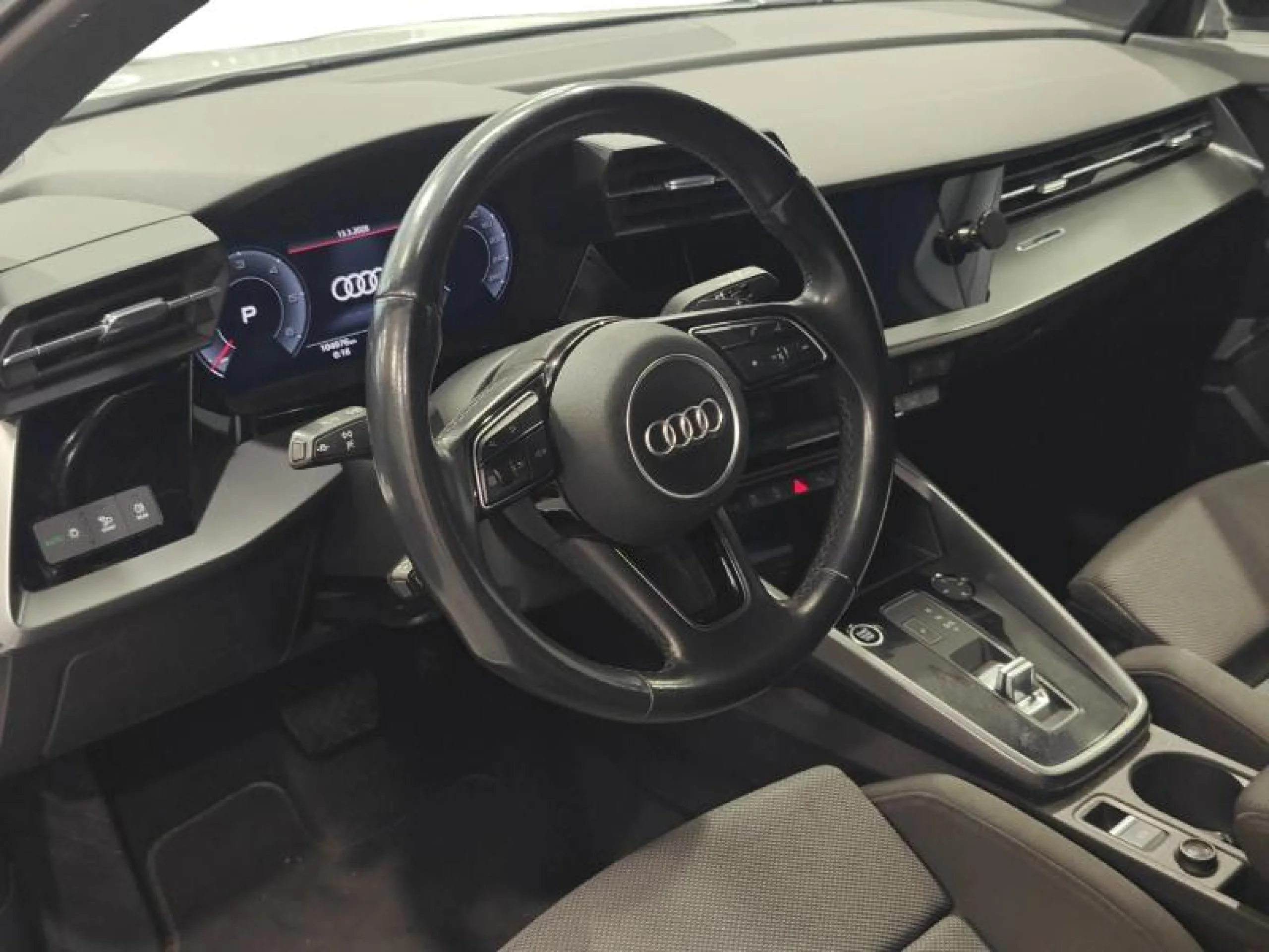 AUDI A3 SPORTBACK BLACK LINE 35 TDI 110KW(150CV) - Foto 8