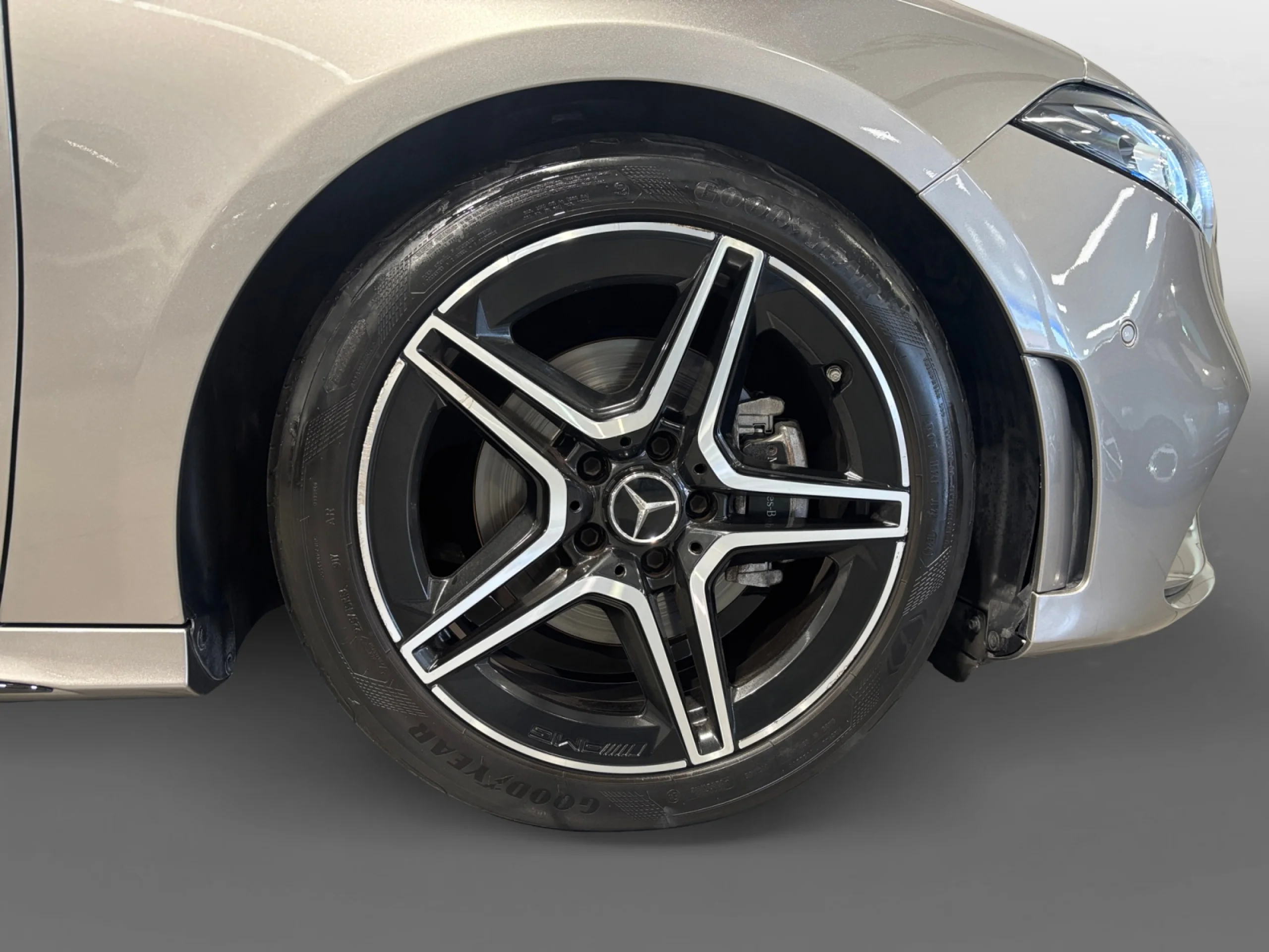 MERCEDES-BENZ CLASE A A 180 D - Foto 8