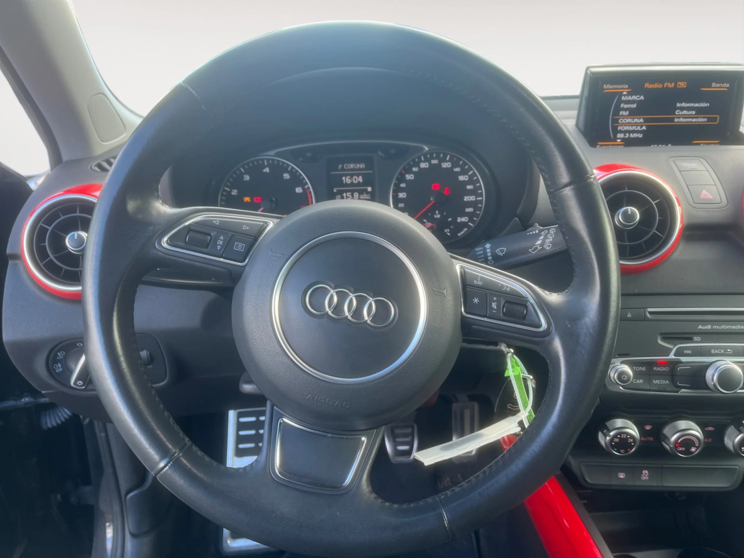 AUDI A1 1.0 TFSI 95CV ATTRACTED - Foto 11