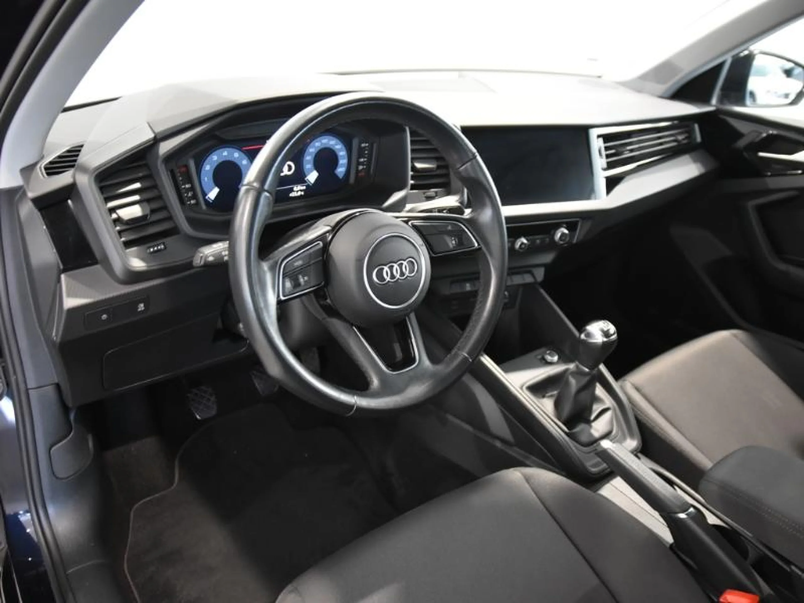 AUDI A1 SPORTBACK 25 TFSI 70KW (95CV) - Foto 9