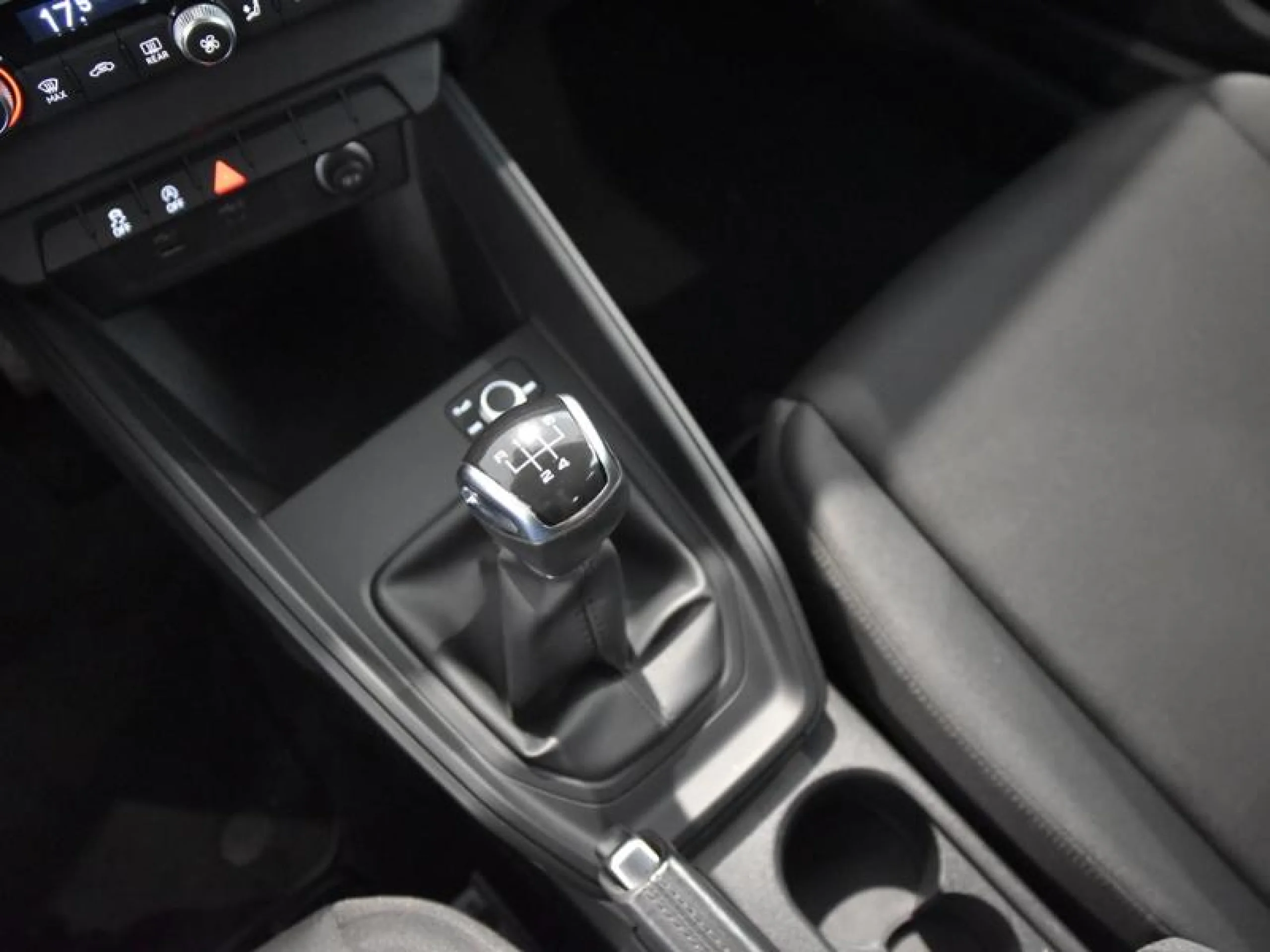 AUDI A1 SPORTBACK 25 TFSI 70KW (95CV) - Foto 10