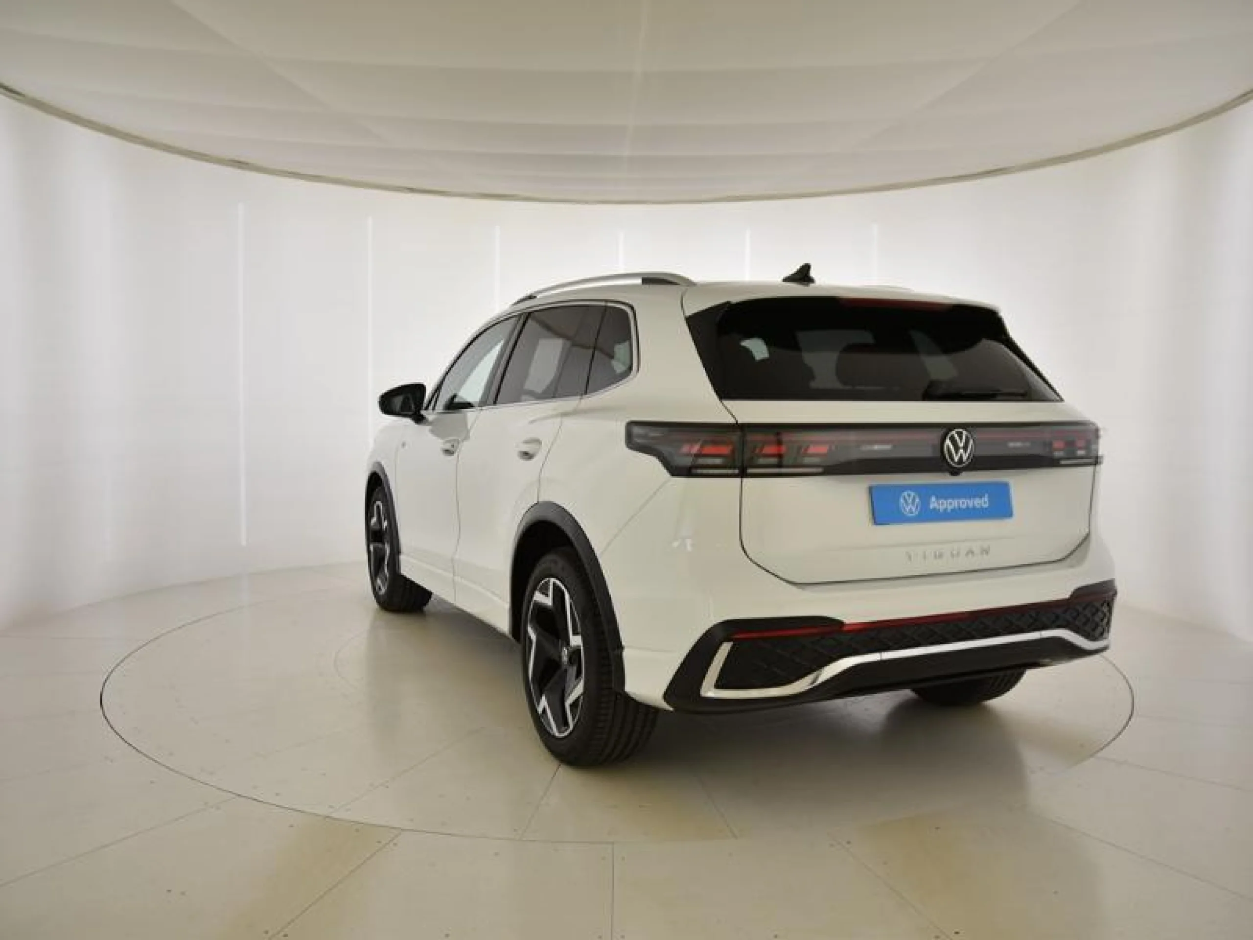 VOLKSWAGEN TIGUAN TIGUAN R LINE 2.0 TDI 110 KW (150 CV)  AUTOMÁTICO DSG 7 VEL. - Foto 2