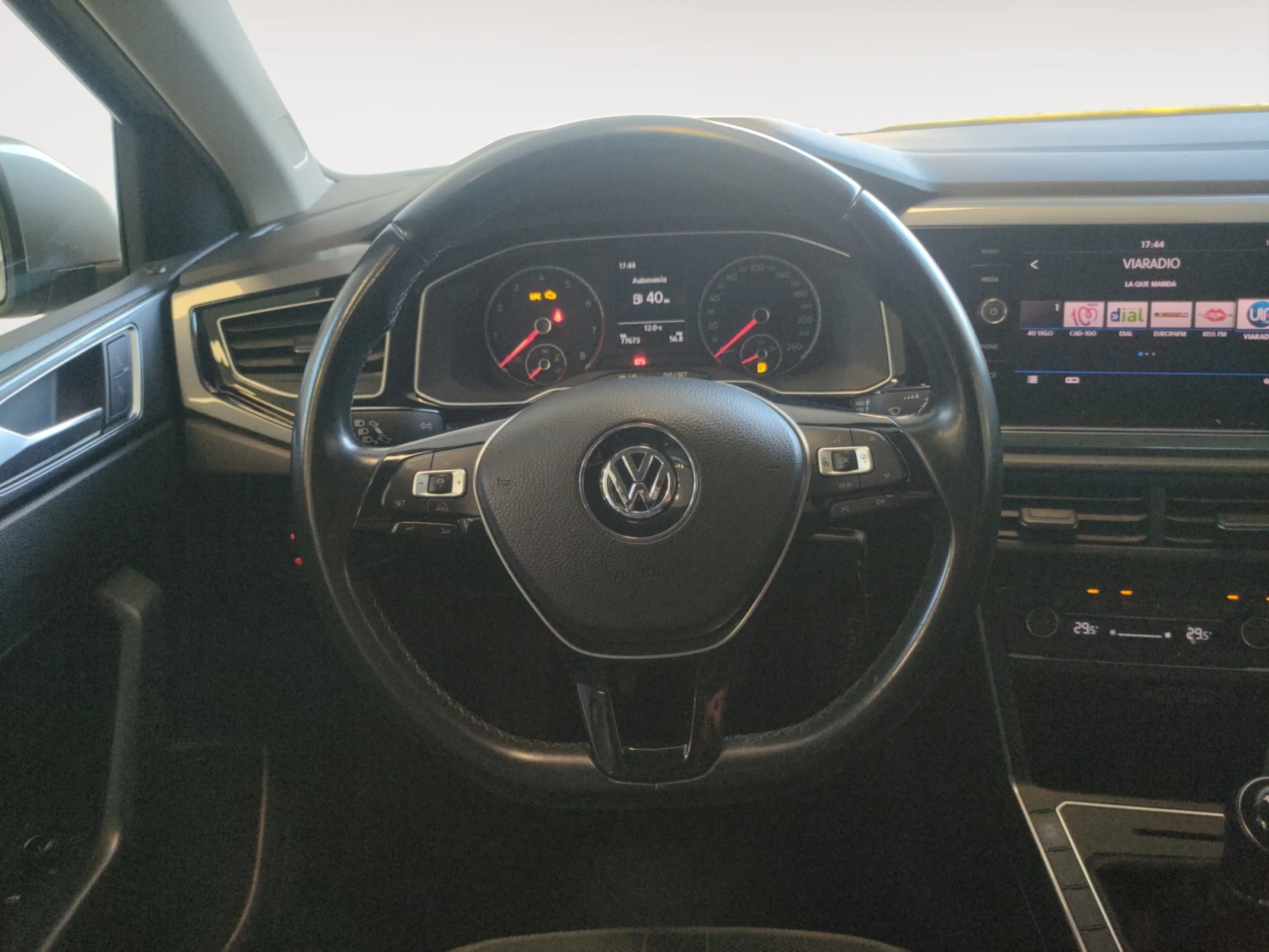 VOLKSWAGEN POLO SPORT 1.0 TSI 70KW (95CV) - Foto 11