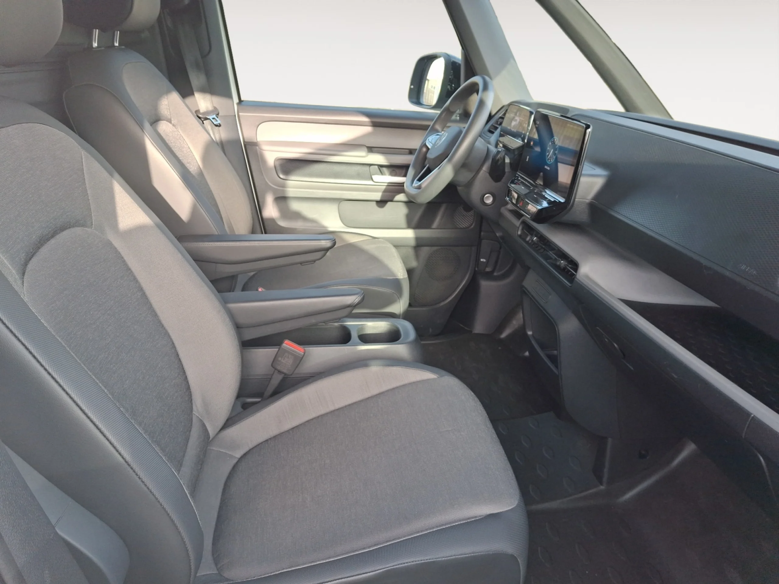 VOLKSWAGEN ID. BUZZ PRO 150KW (204CV) - Foto 5