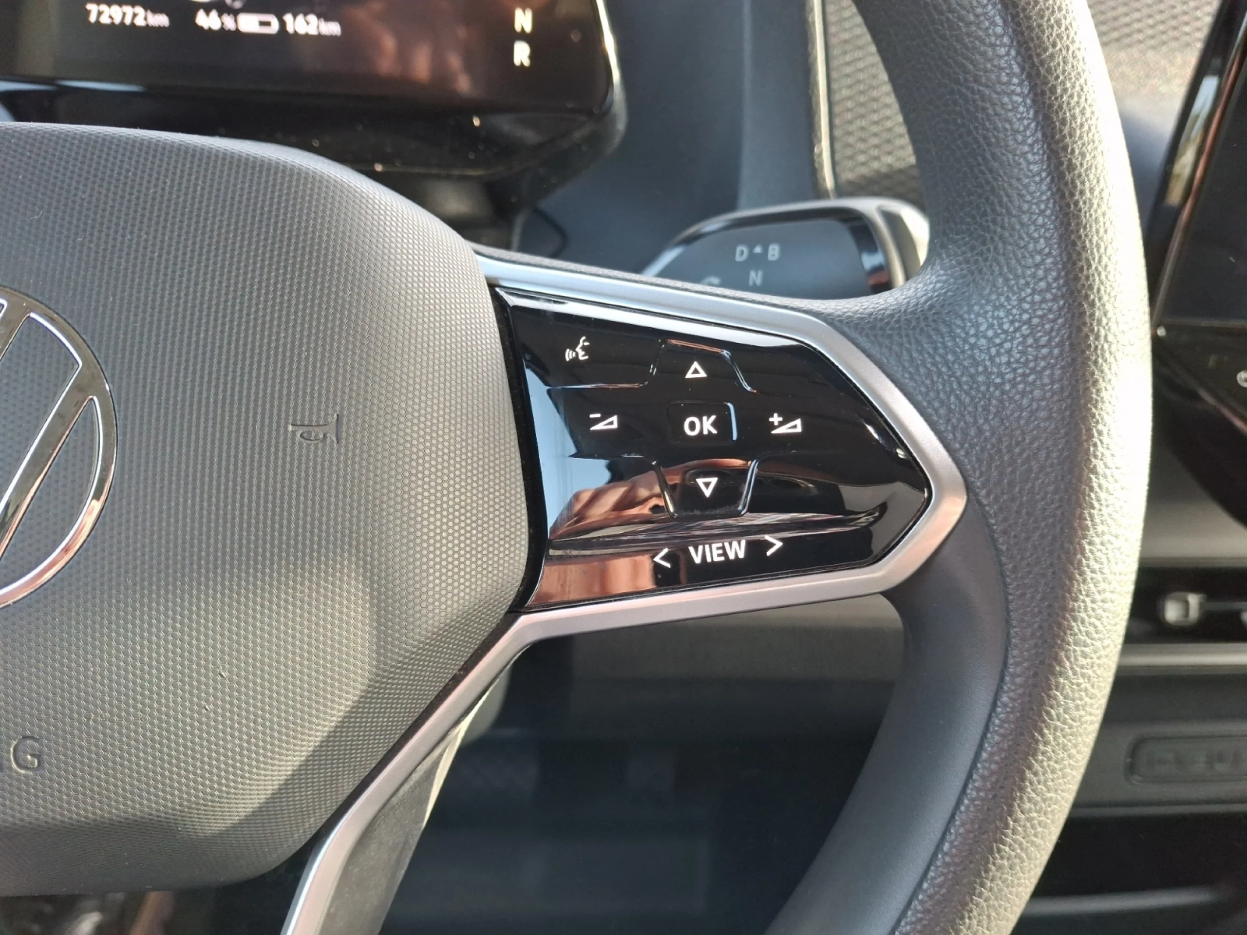 VOLKSWAGEN ID. BUZZ PRO 150KW (204CV) - Foto 9