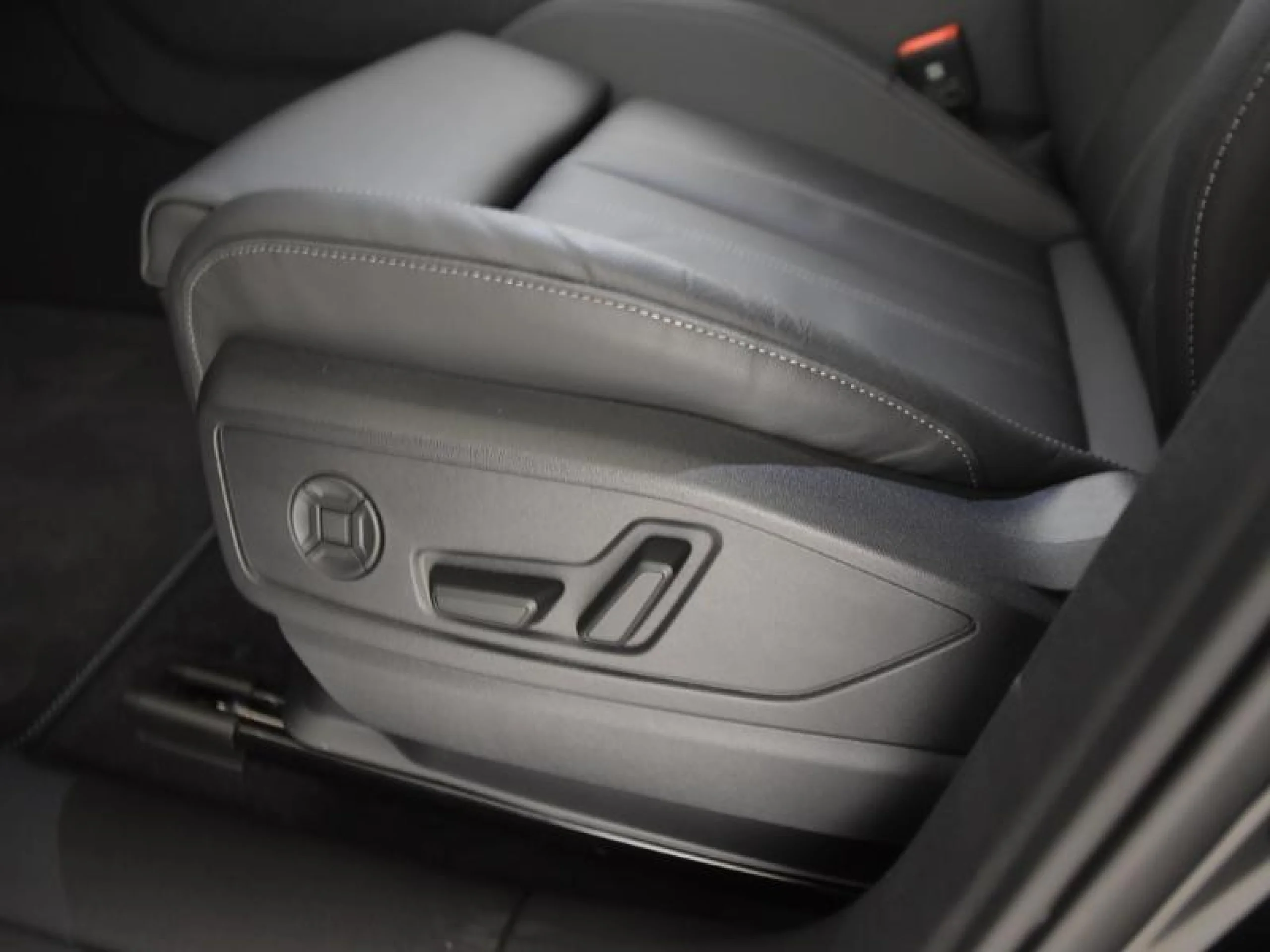 AUDI Q5 SPORTBACK BLACK LINE TDI QUATTRO 150KW (204CV) S T - Foto 12