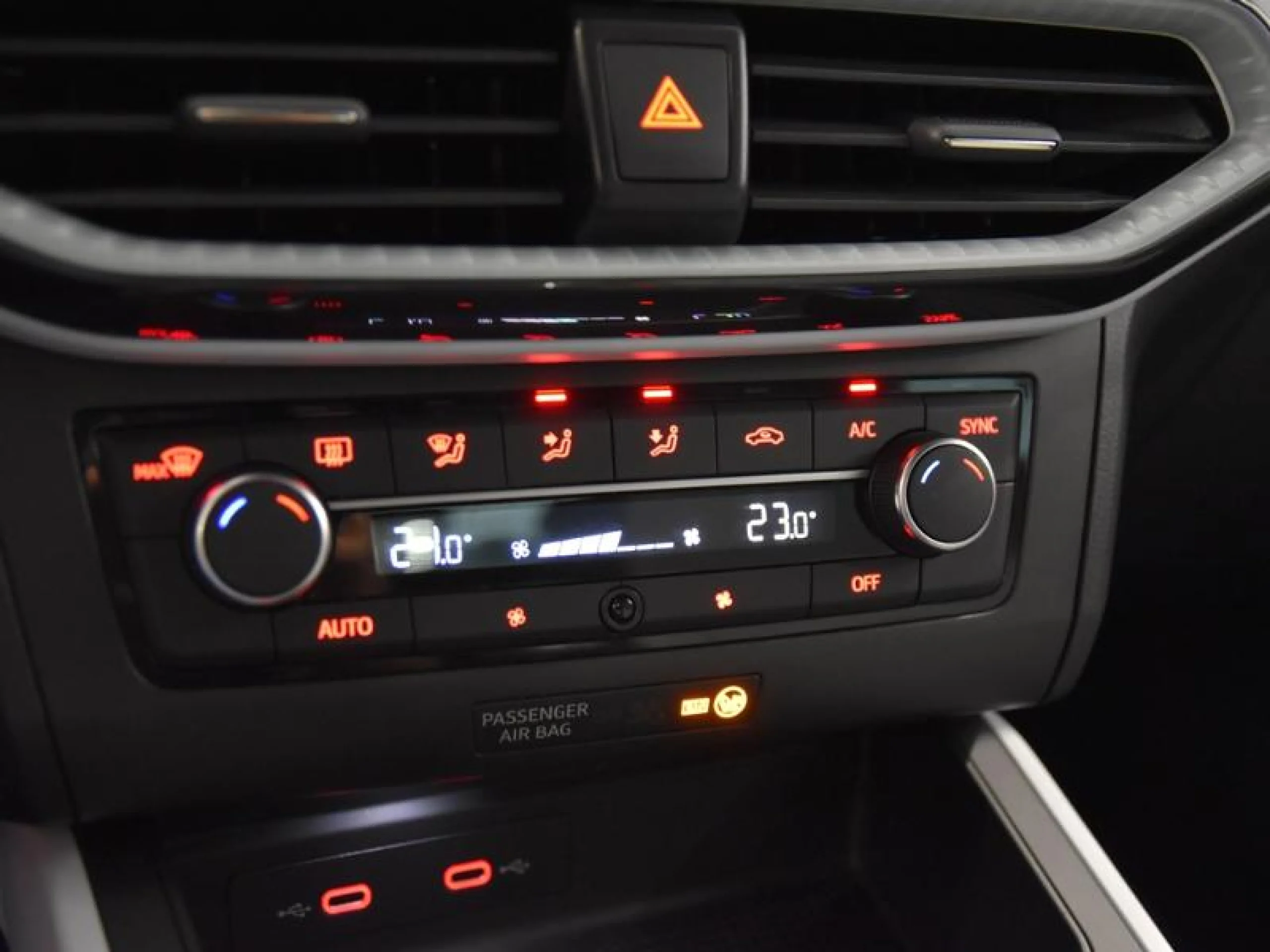 SEAT IBIZA 1.0 TSI 85KW (115CV) SPECIAL EDITION - Foto 10