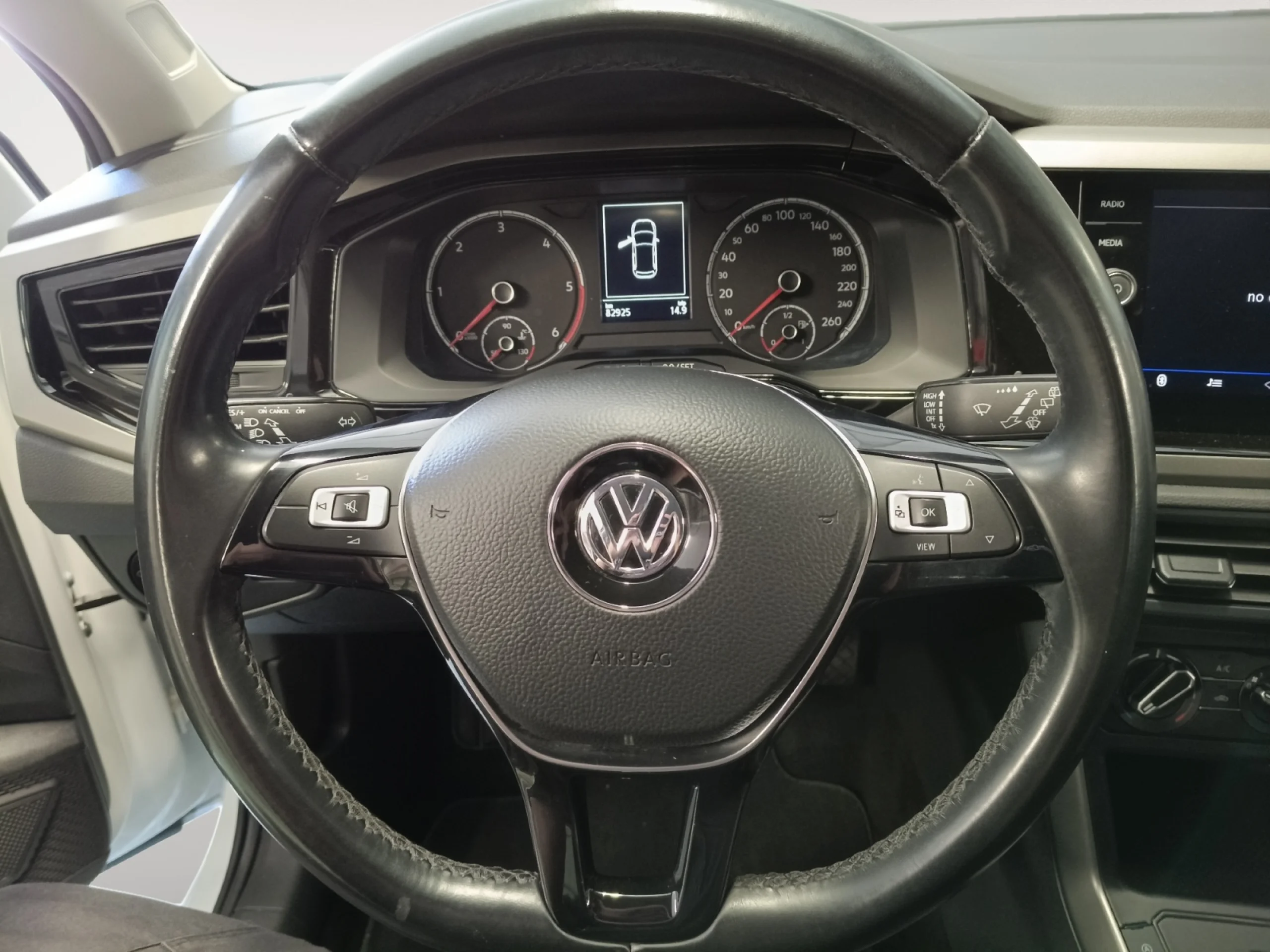 VOLKSWAGEN POLO ADVANCE 1.6 TDI 70KW (95CV) - Foto 11