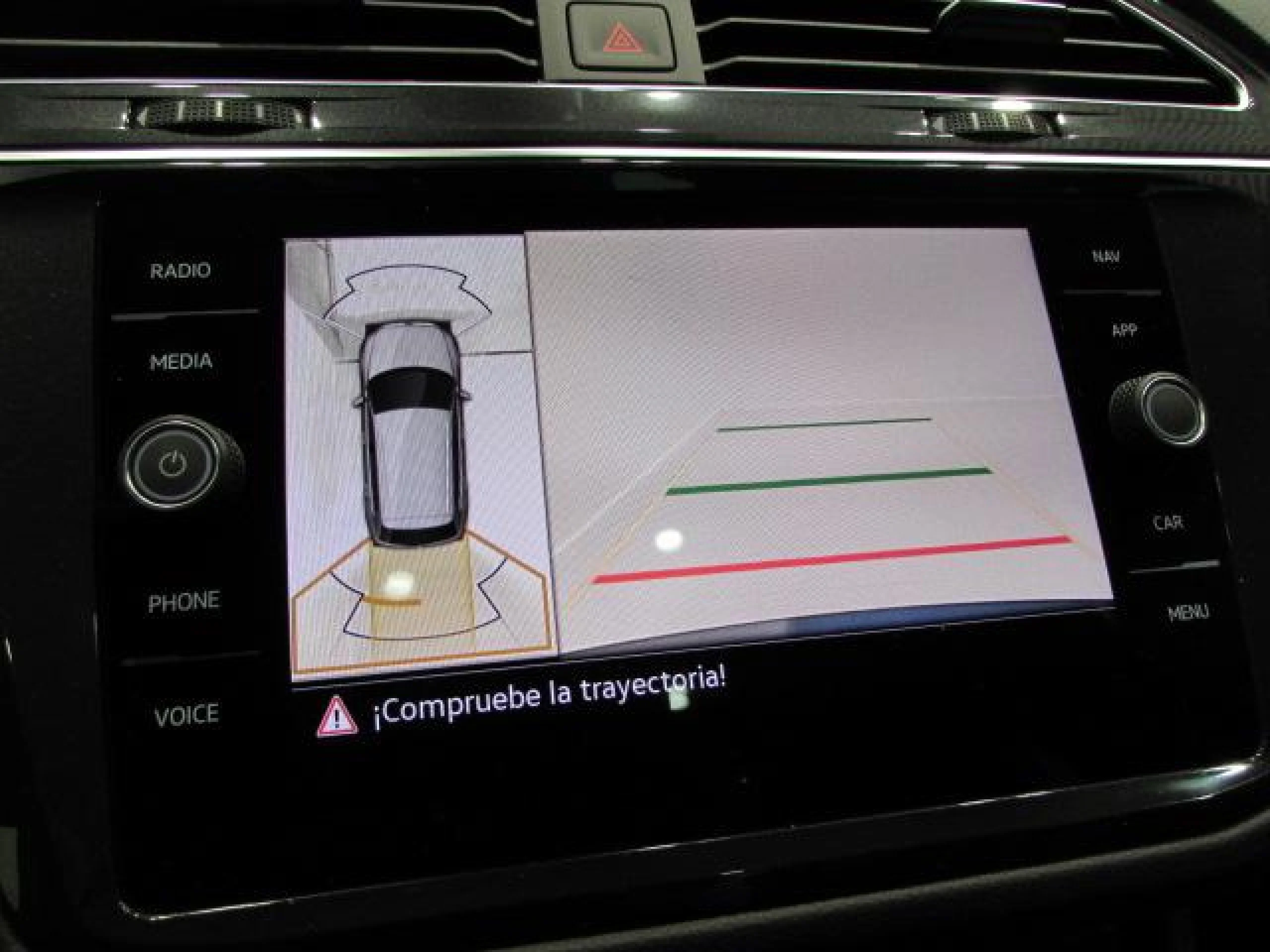 VOLKSWAGEN TIGUAN R LINE 2.0 TDI 110KW (150CV) DSG 4MOTION - Foto 10
