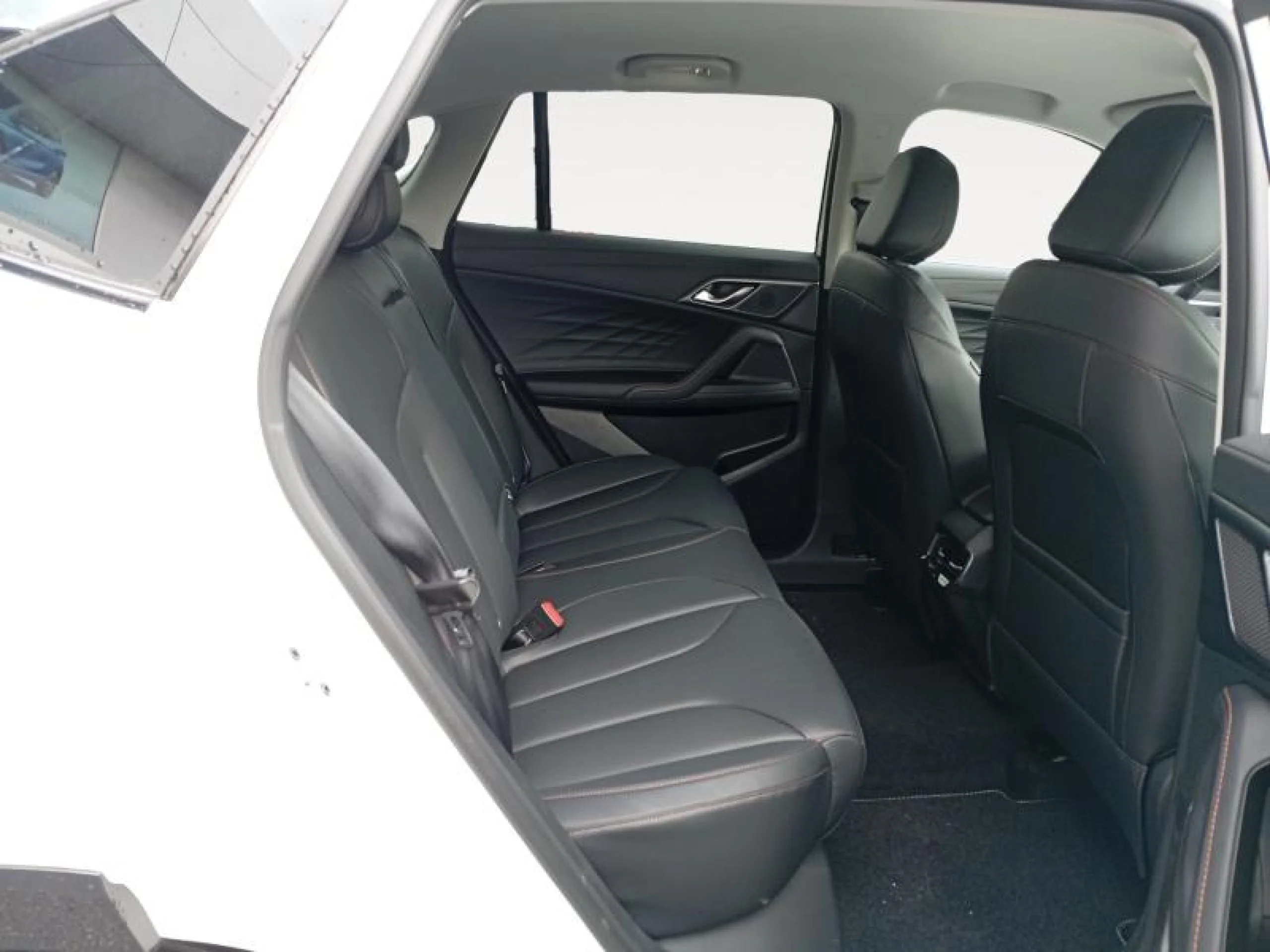 MG HS MG HS HEV 1.5T HEV 2KWH AT 2WD LUX LHD HEATING PACK DARK L WHITE WSD - Foto 6