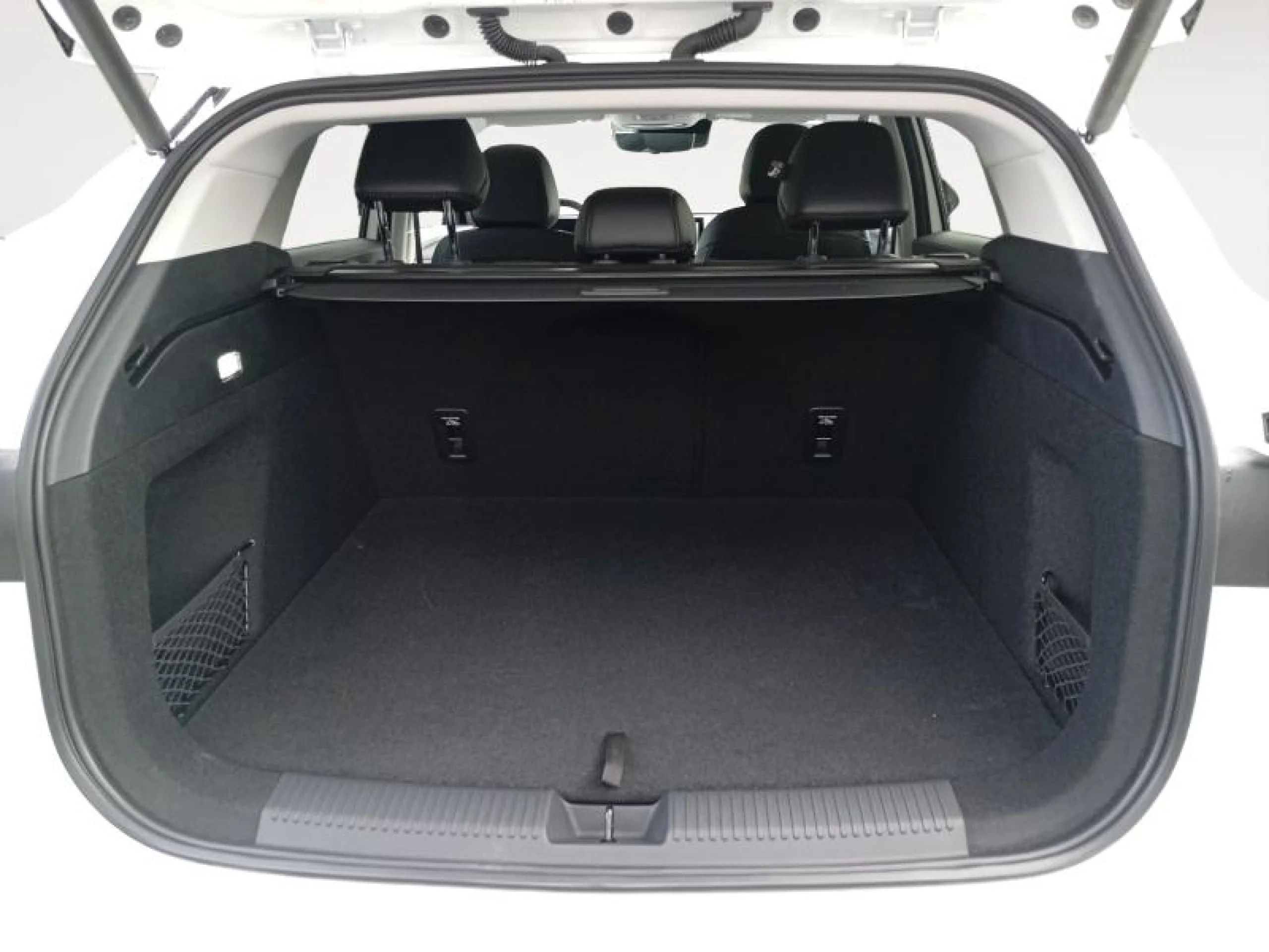 MG HS MG HS HEV 1.5T HEV 2KWH AT 2WD LUX LHD HEATING PACK DARK L WHITE WSD - Foto 8