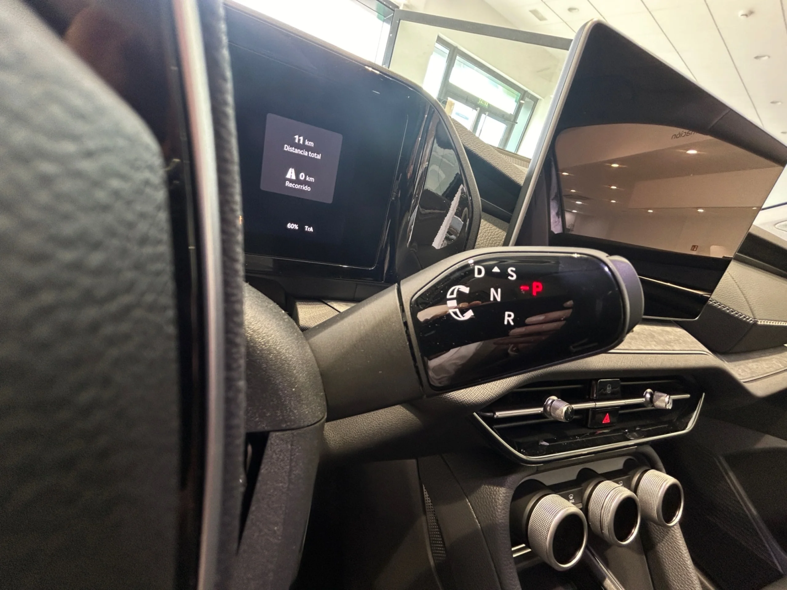 SKODA KODIAQ 1.5 TSI 150KW DSG PHEV PLUS - Foto 13
