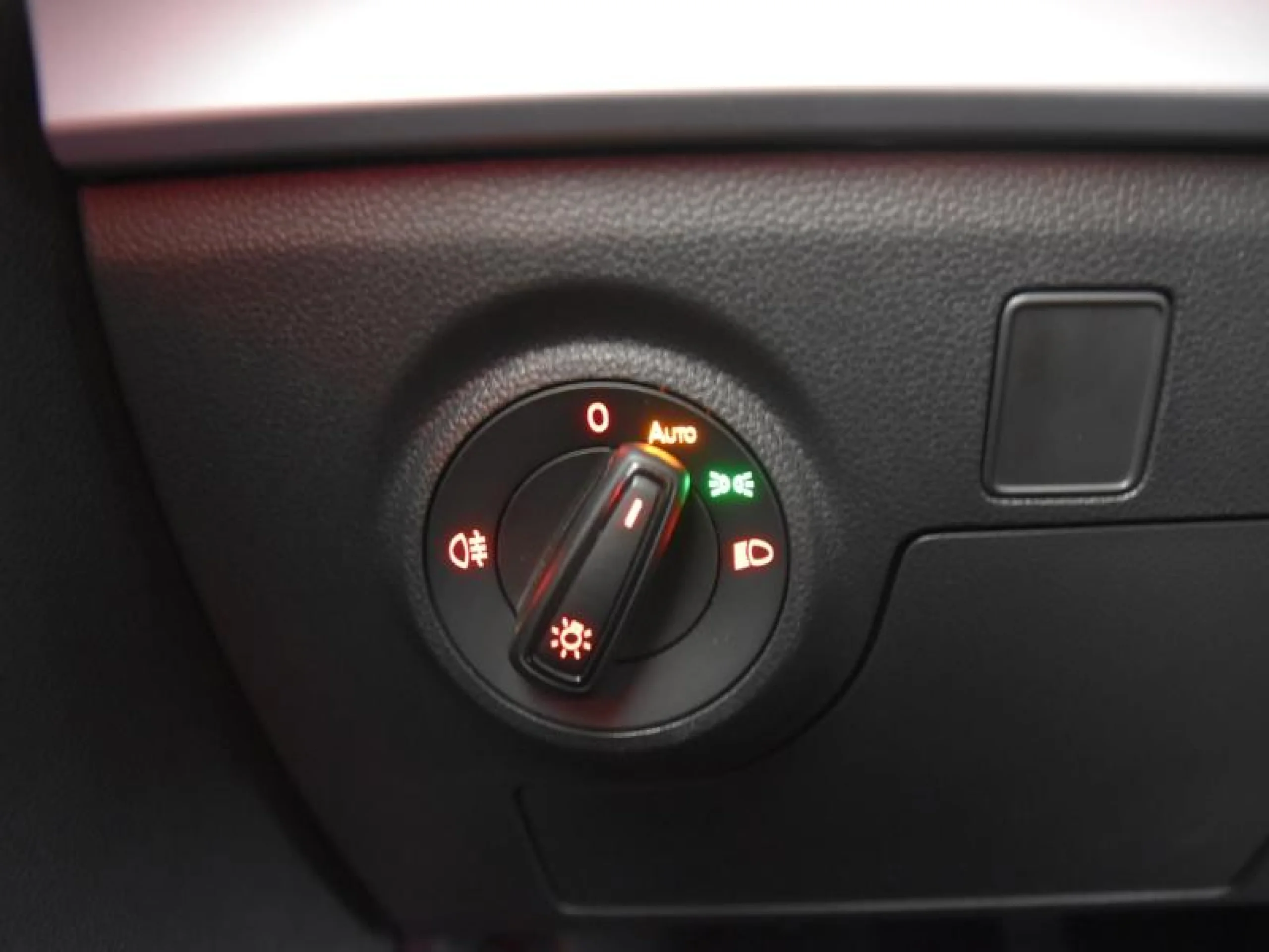 SEAT ARONA 1.0 TSI 81KW (110CV) FR XL RX - Foto 17
