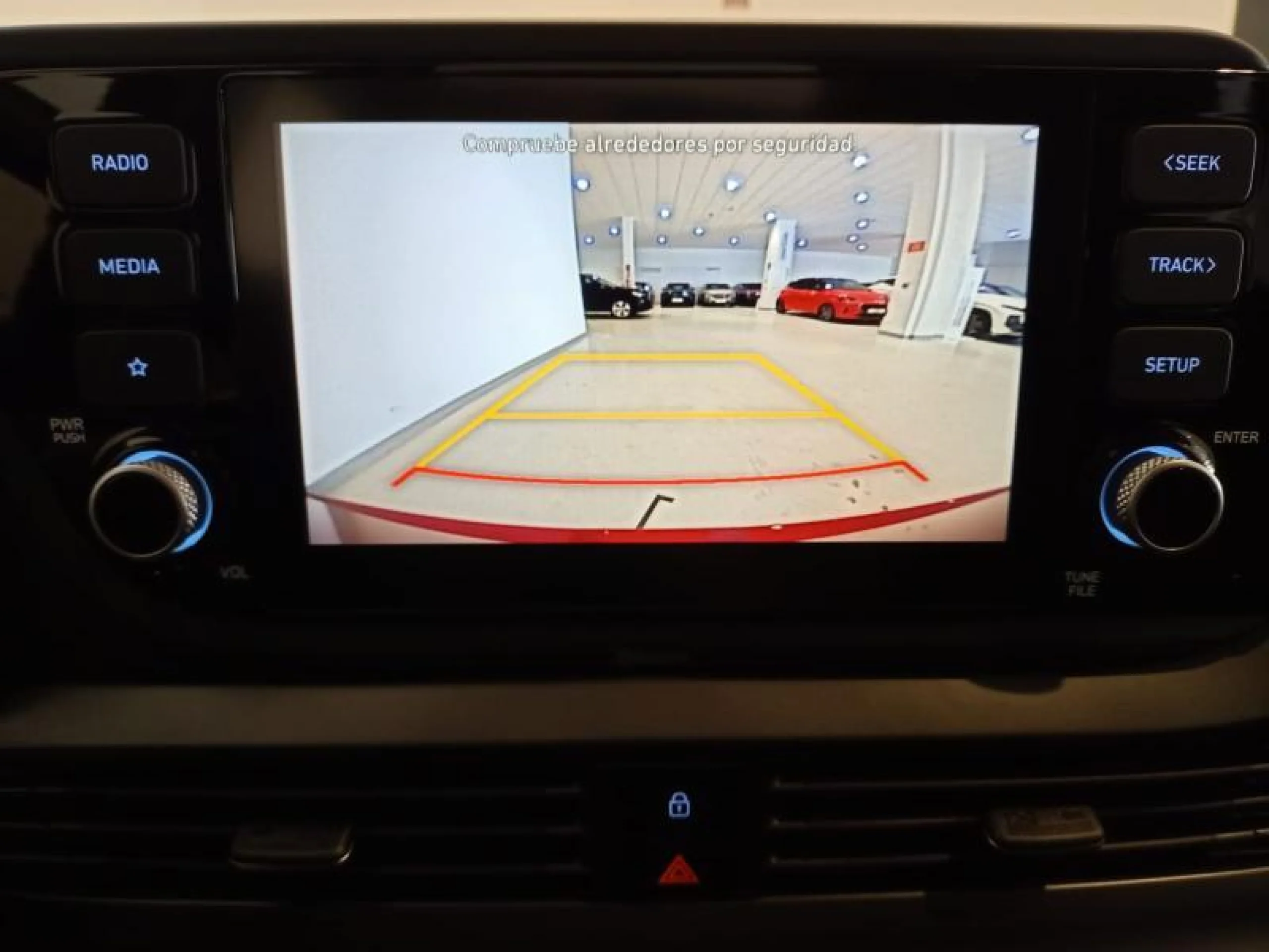 HYUNDAI I20 1.0 TGDI 74KW (100CV) 48V SLX - Foto 10