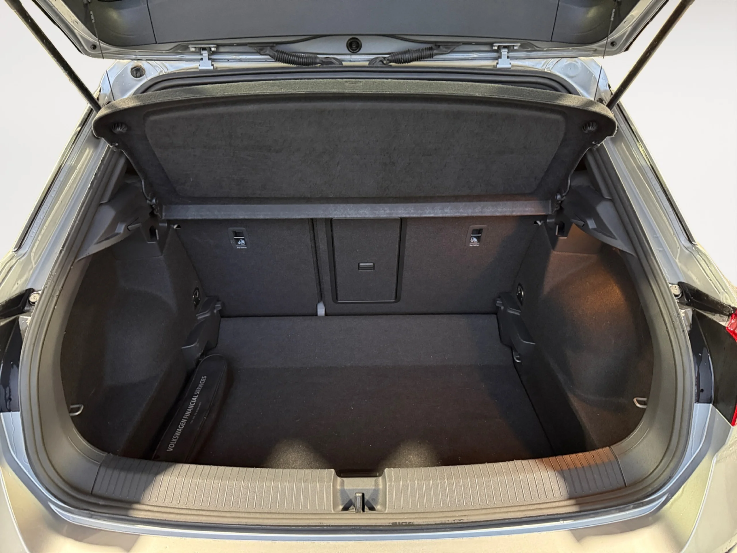 VOLKSWAGEN T ROC R LINE 1.5 TSI 110KW (150CV) DSG - Foto 7