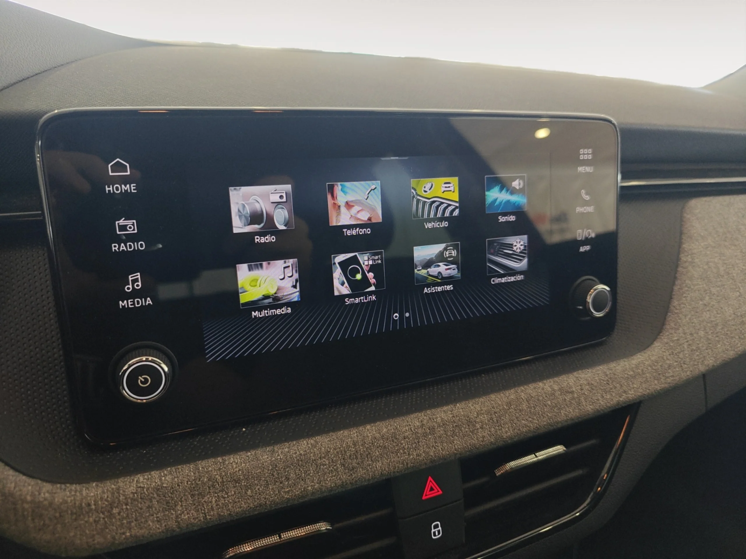 SKODA KAMIQ 1.0 TSI 70KW (95CV) SELECTION - Foto 14