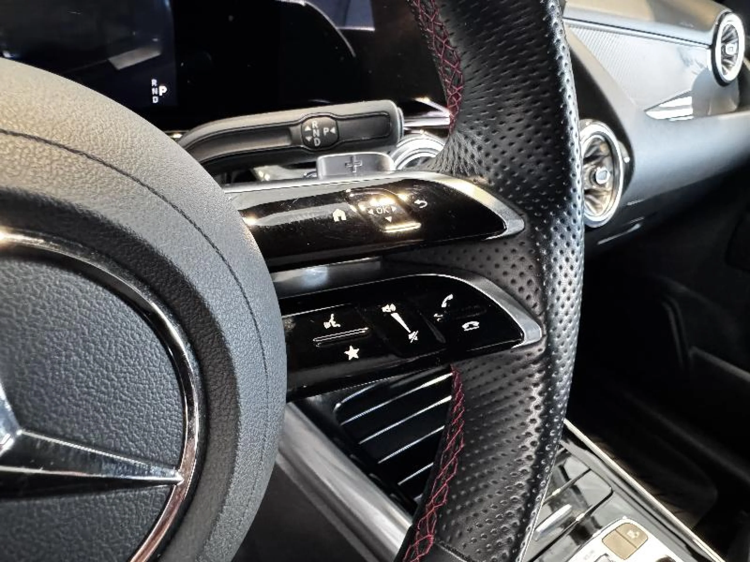 MERCEDES-BENZ GLA GLA 200 D - Foto 8