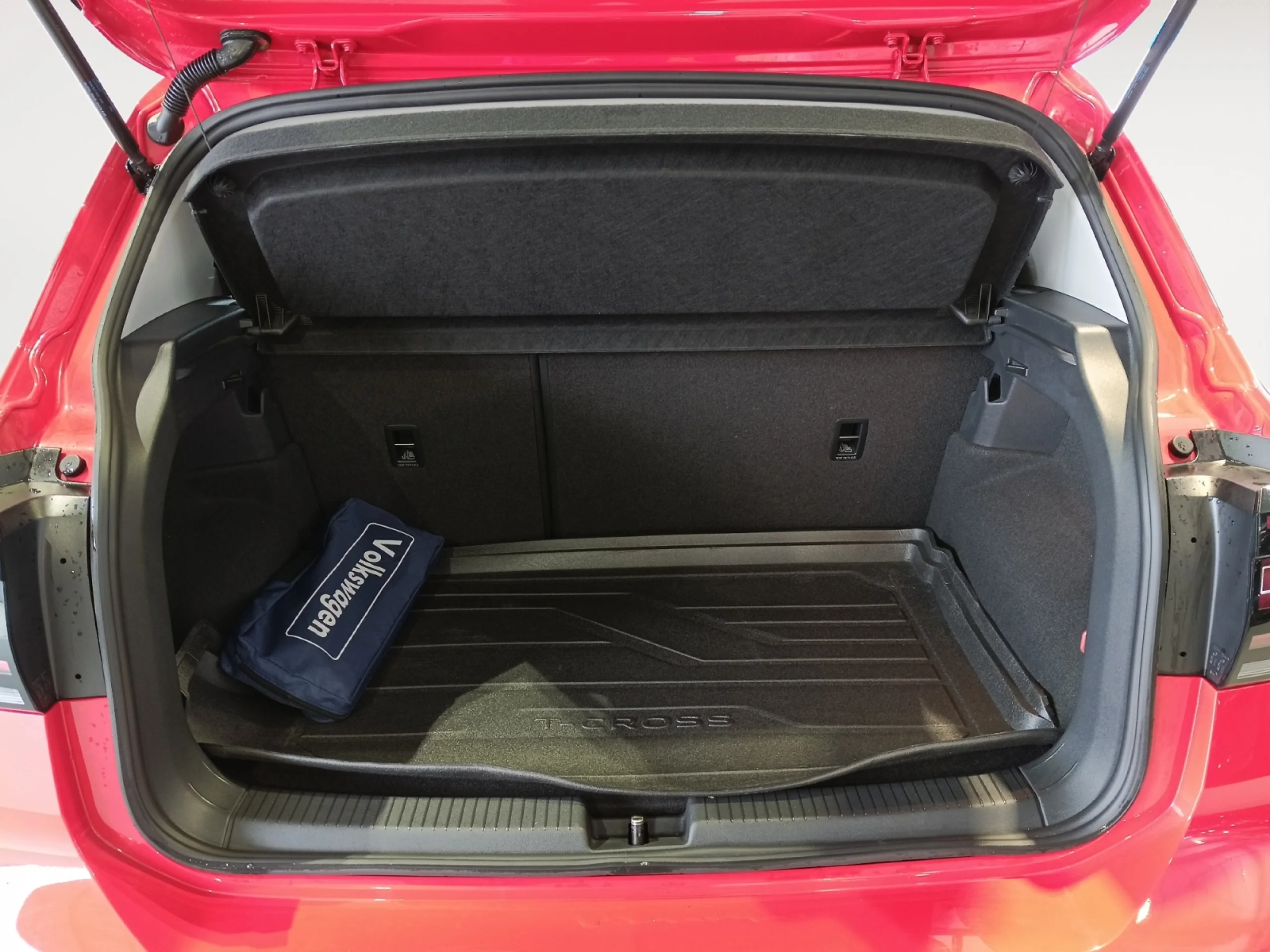 VOLKSWAGEN T CROSS ADVANCE 1.0 TSI 85KW (115CV) DSG - Foto 7